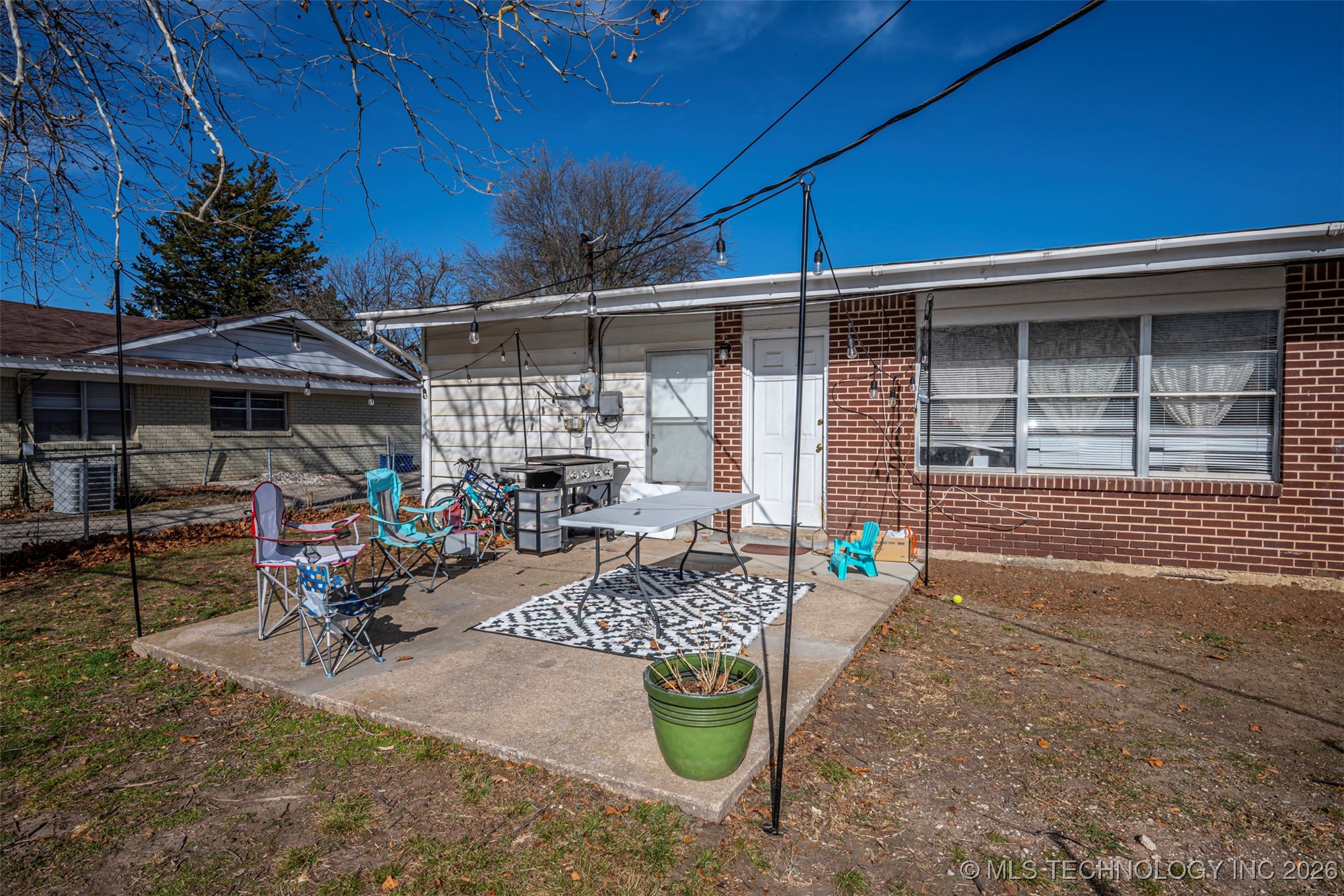 510 Campbell Property Photo 28