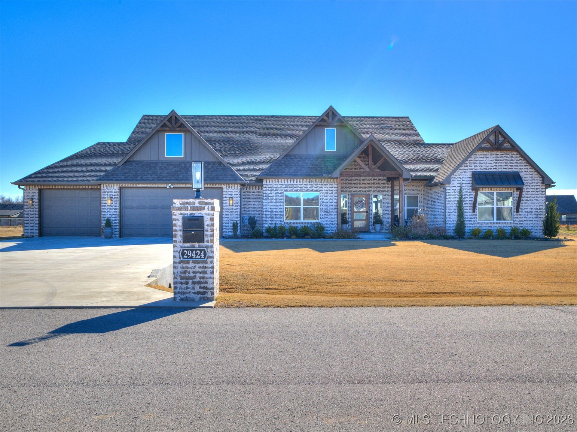 29424 E 104th Street S Property Photo 1