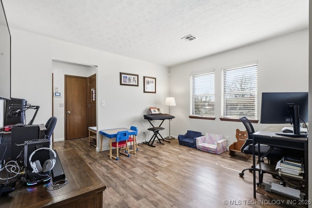 2603 S 108th East Avenue Property Photo 11