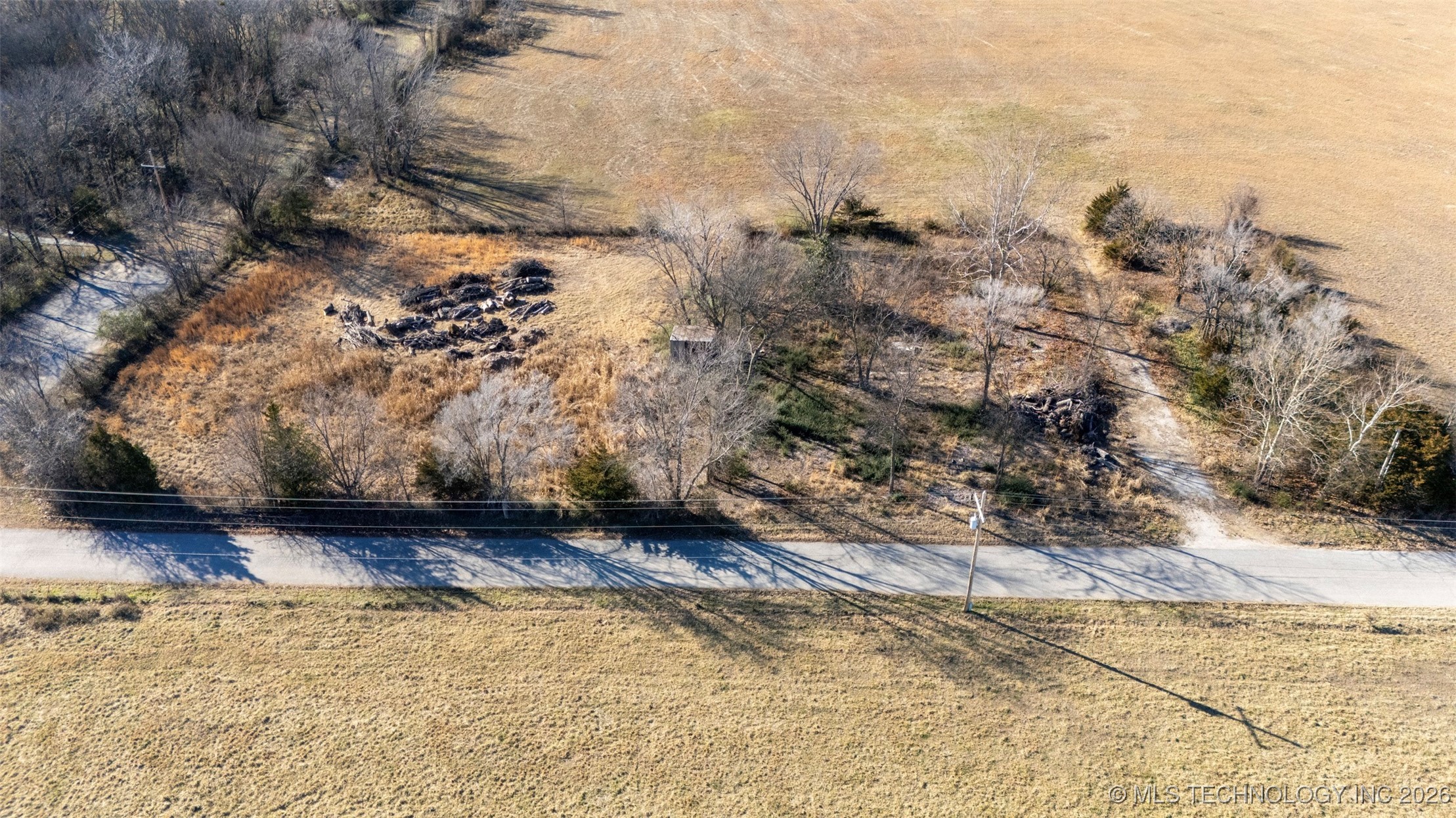 Hwy 85a Property Photo 5