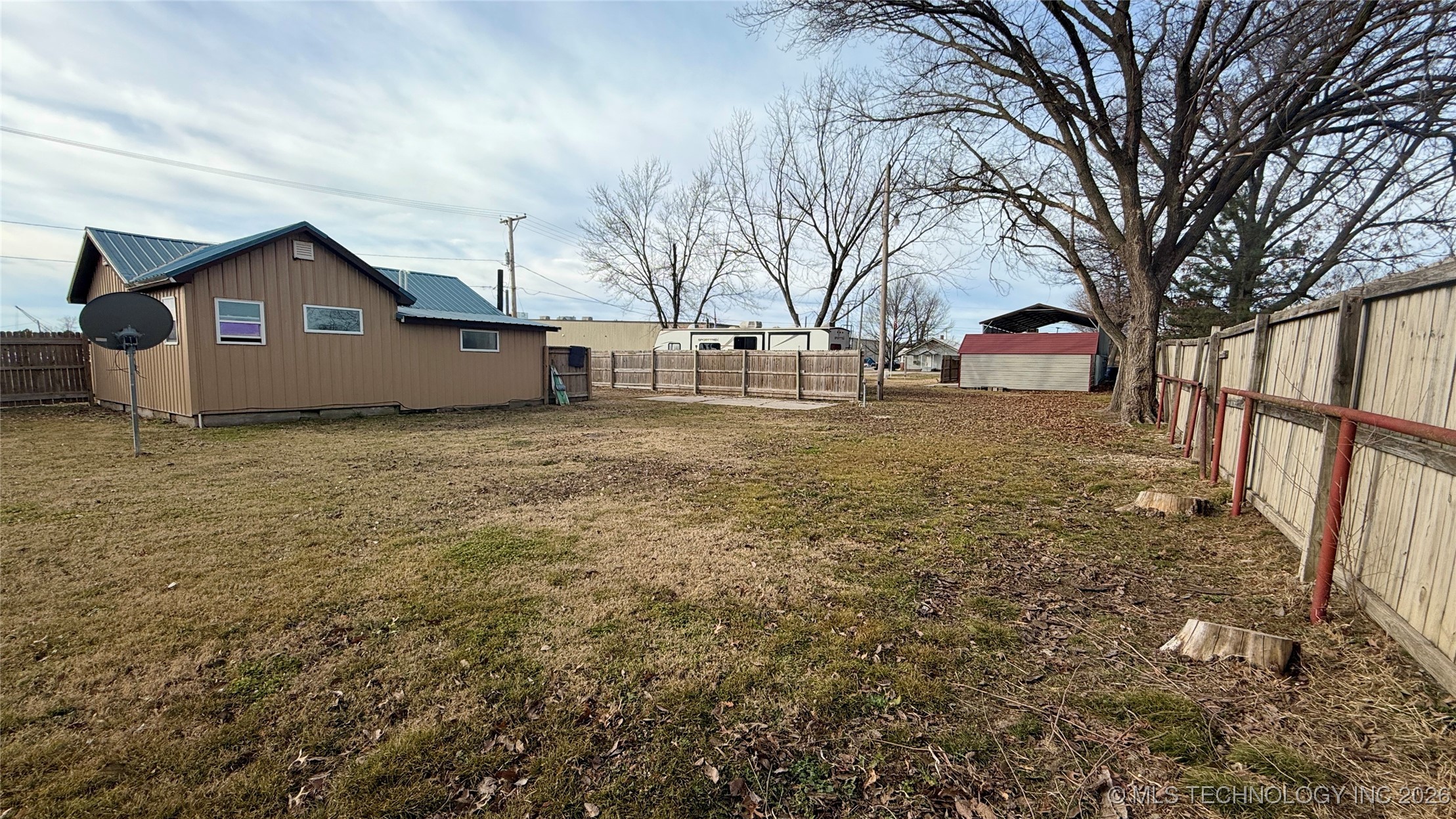 514 W 3rd Street Property Photo 7