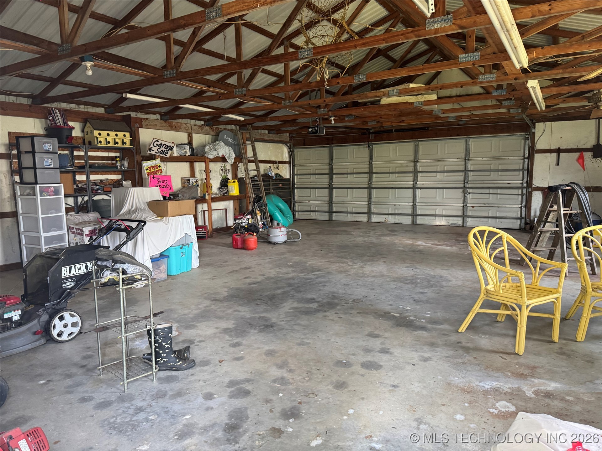 16092 Donna Lane Property Photo 24