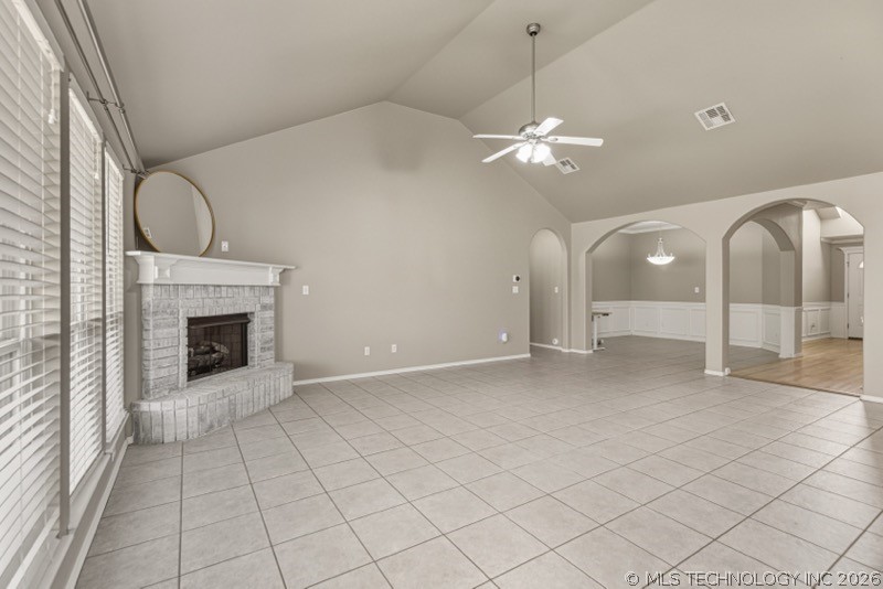 10311 E 97th Court N Property Photo 5