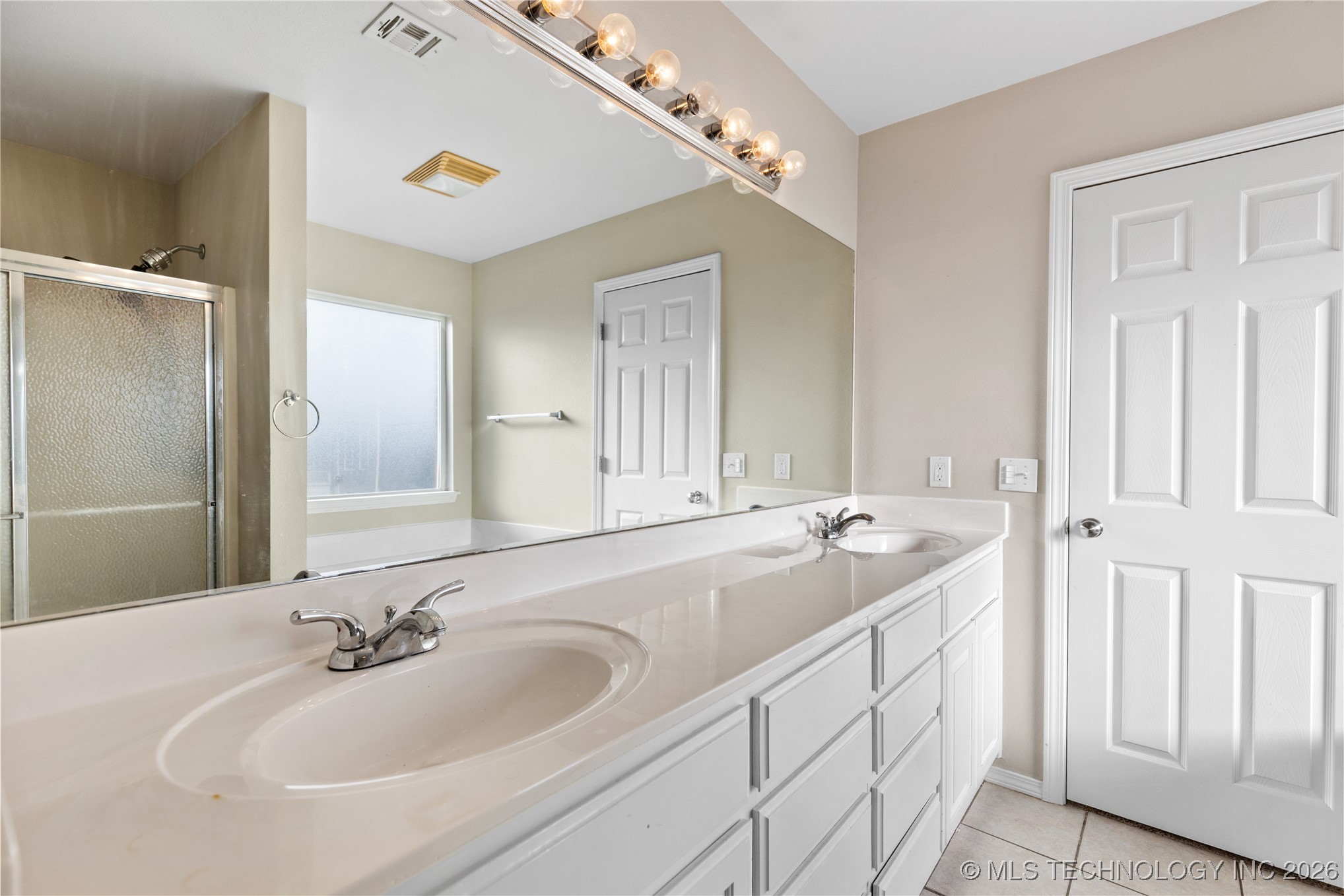 10311 E 97th Court N Property Photo 17