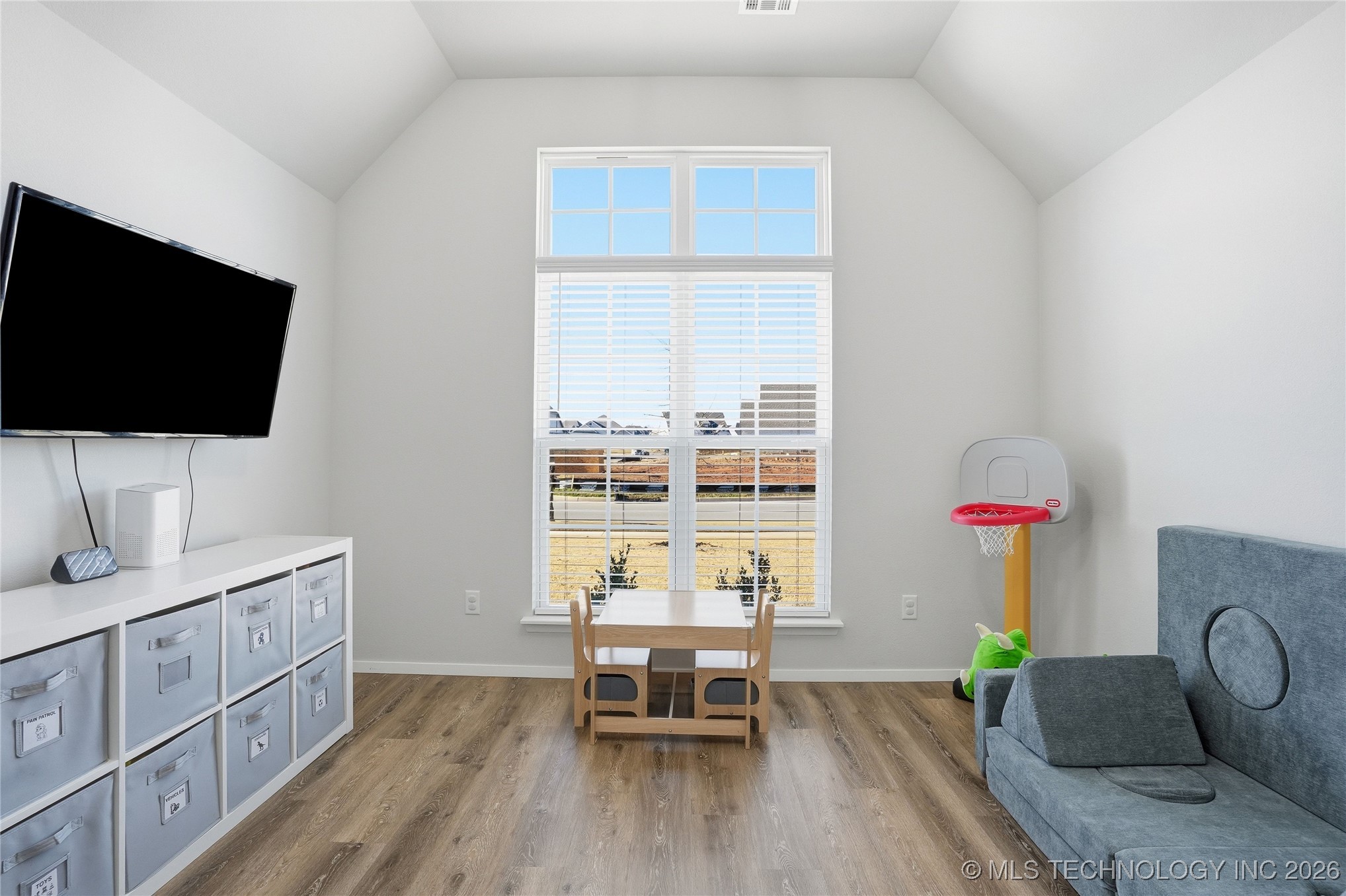 12425 S Maplewood Avenue Property Photo 34