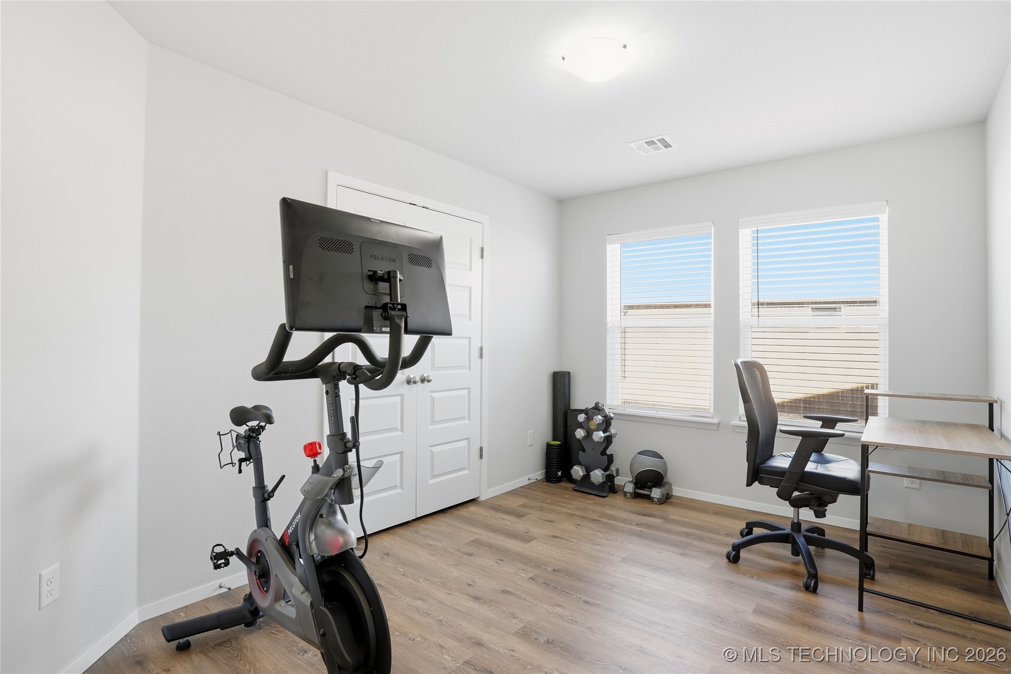 12425 S Maplewood Avenue Property Photo 36