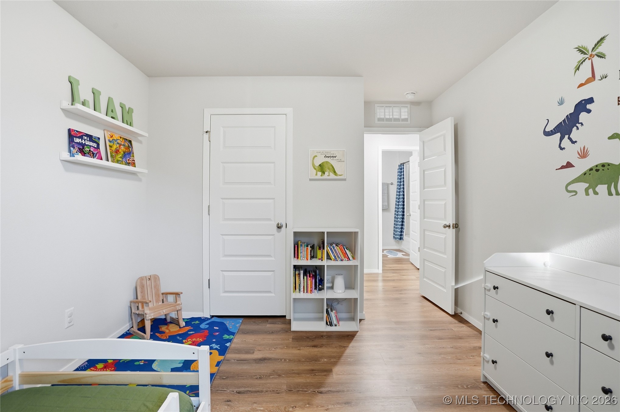 12425 S Maplewood Avenue Property Photo 46