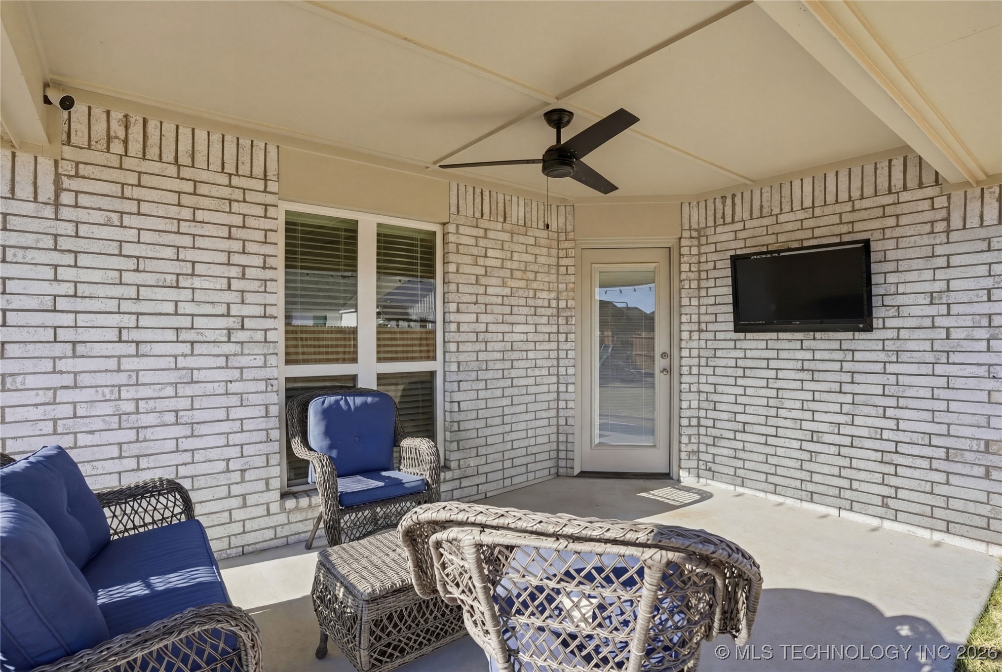 12425 S Maplewood Avenue Property Photo 51