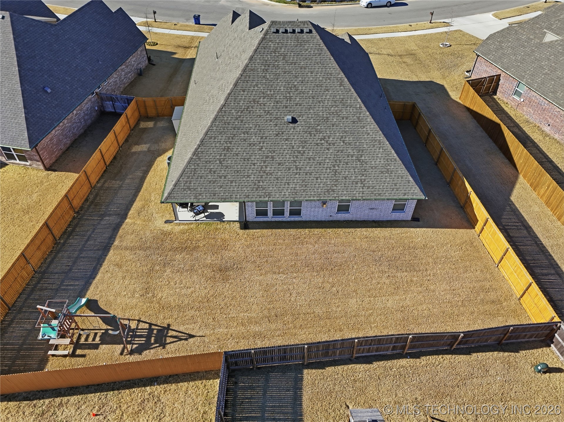 12425 S Maplewood Avenue Property Photo 56