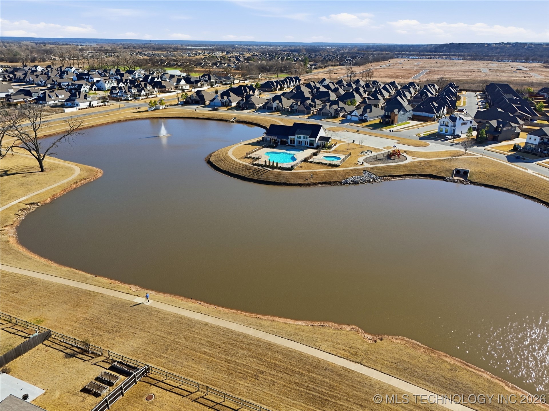 12425 S Maplewood Avenue Property Photo 62