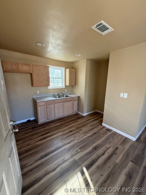 605 W Main Street Property Photo 2