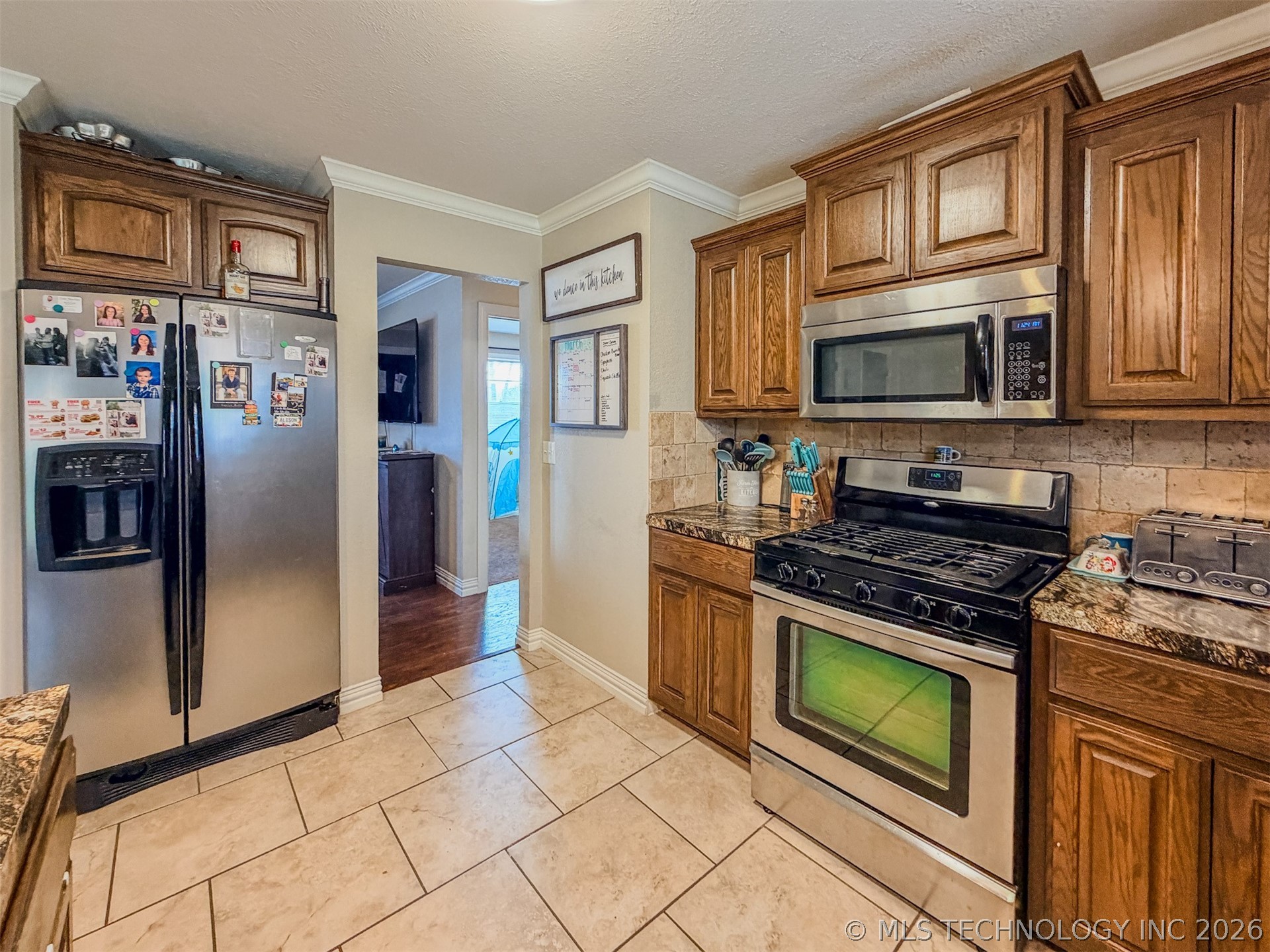 21887 Coffee Hollow Road Property Photo 17