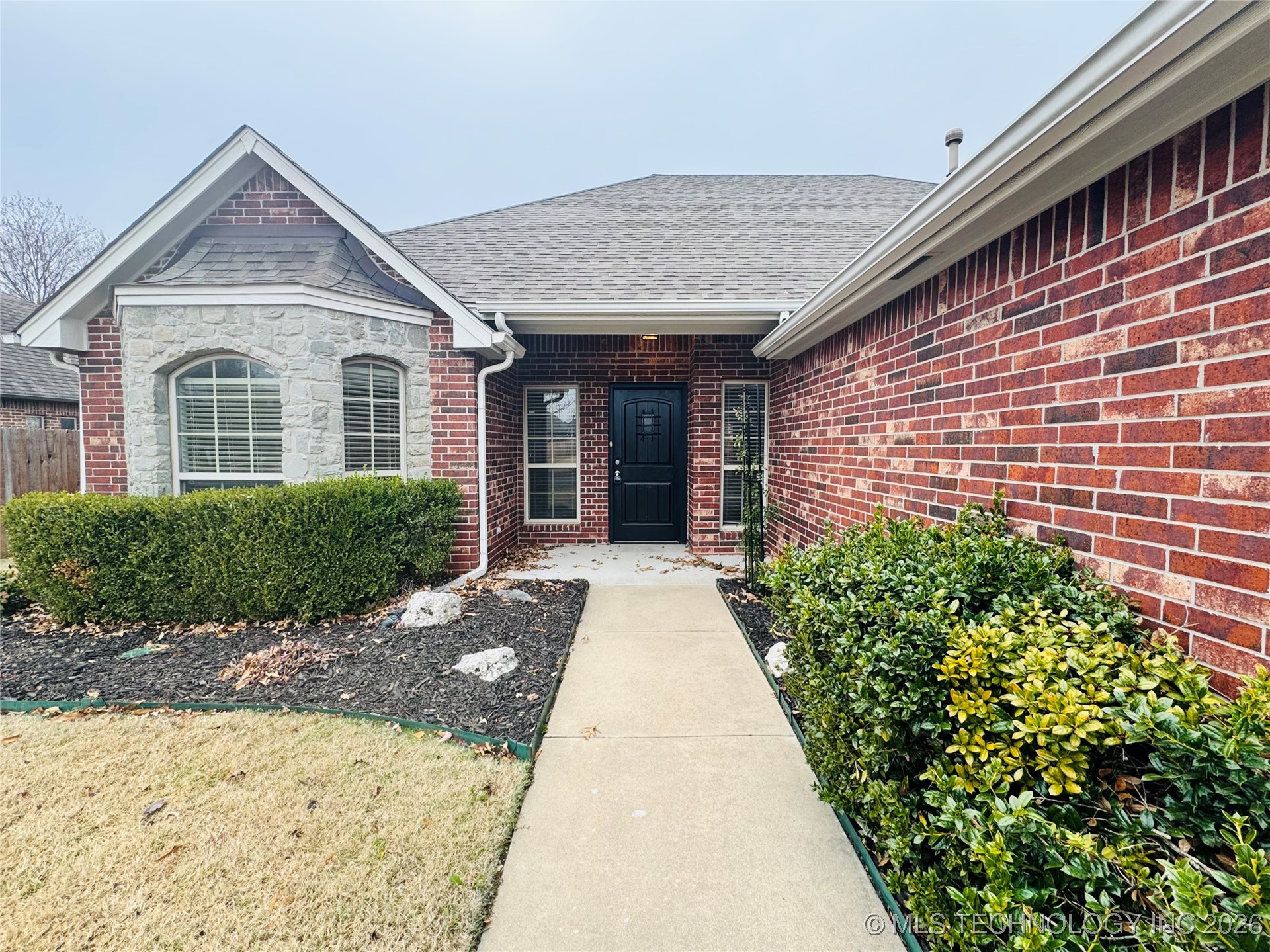 9206 N 95th East Place Property Photo 3