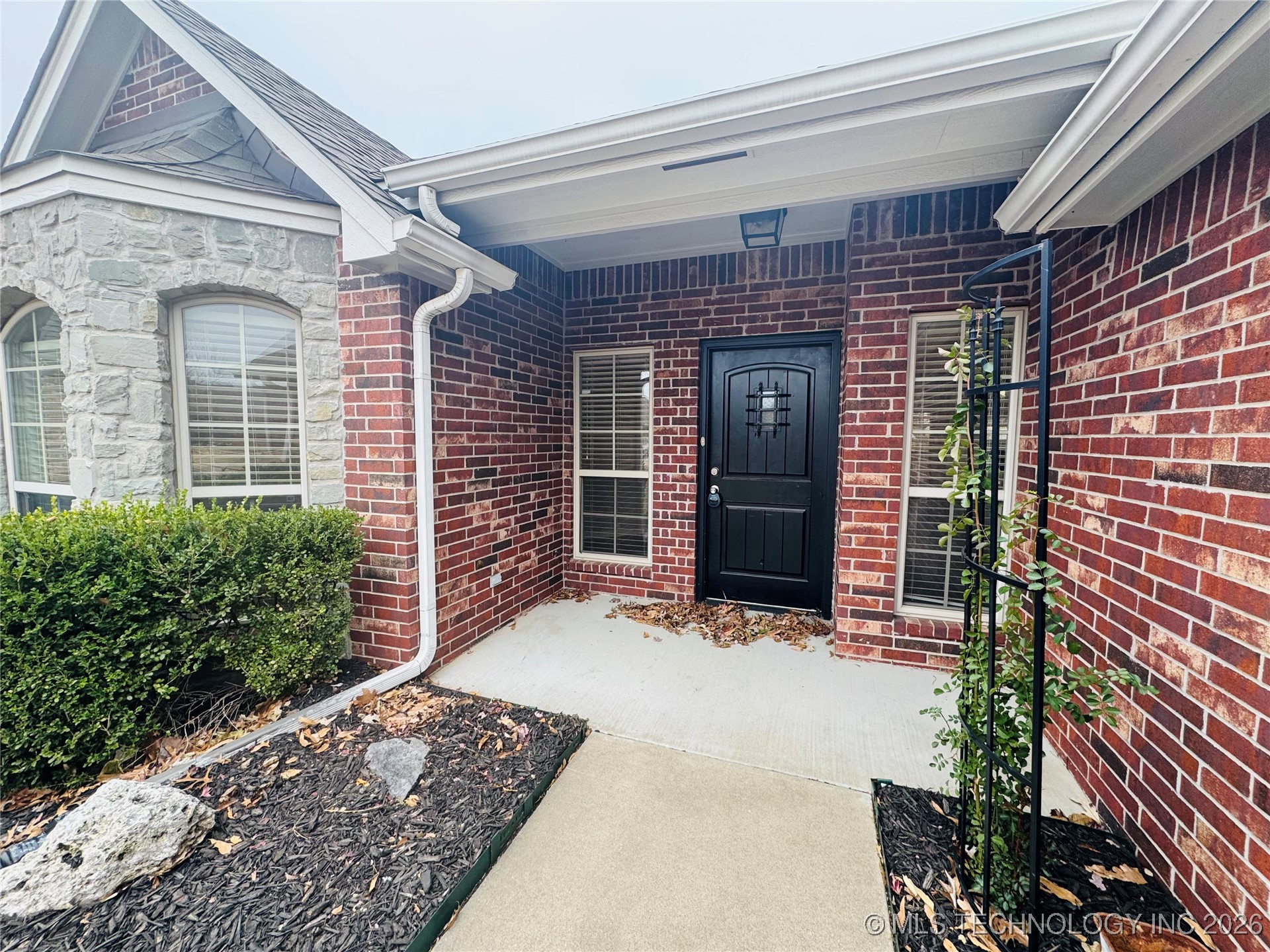 9206 N 95th East Place Property Photo 4