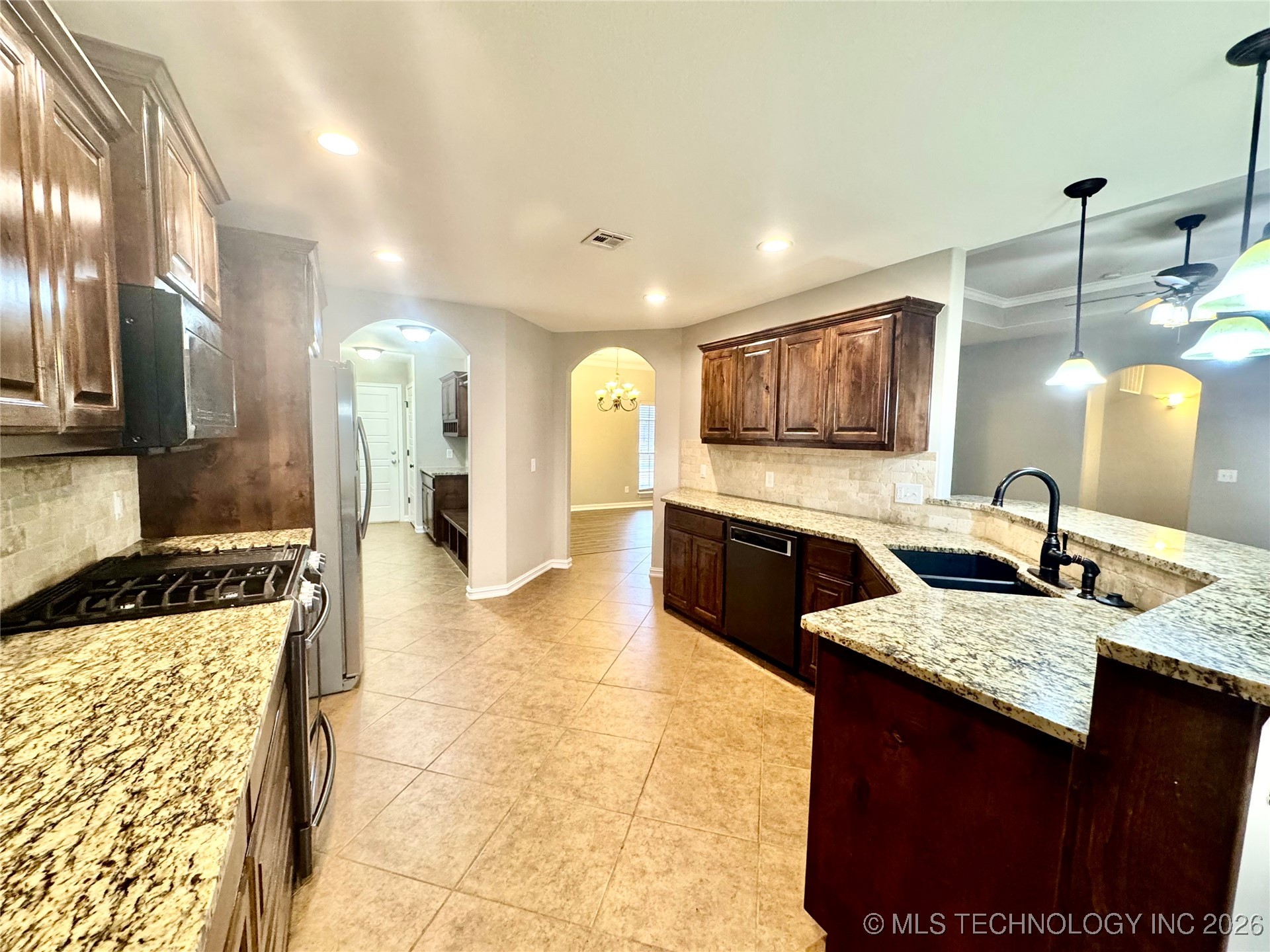 9206 N 95th East Place Property Photo 22