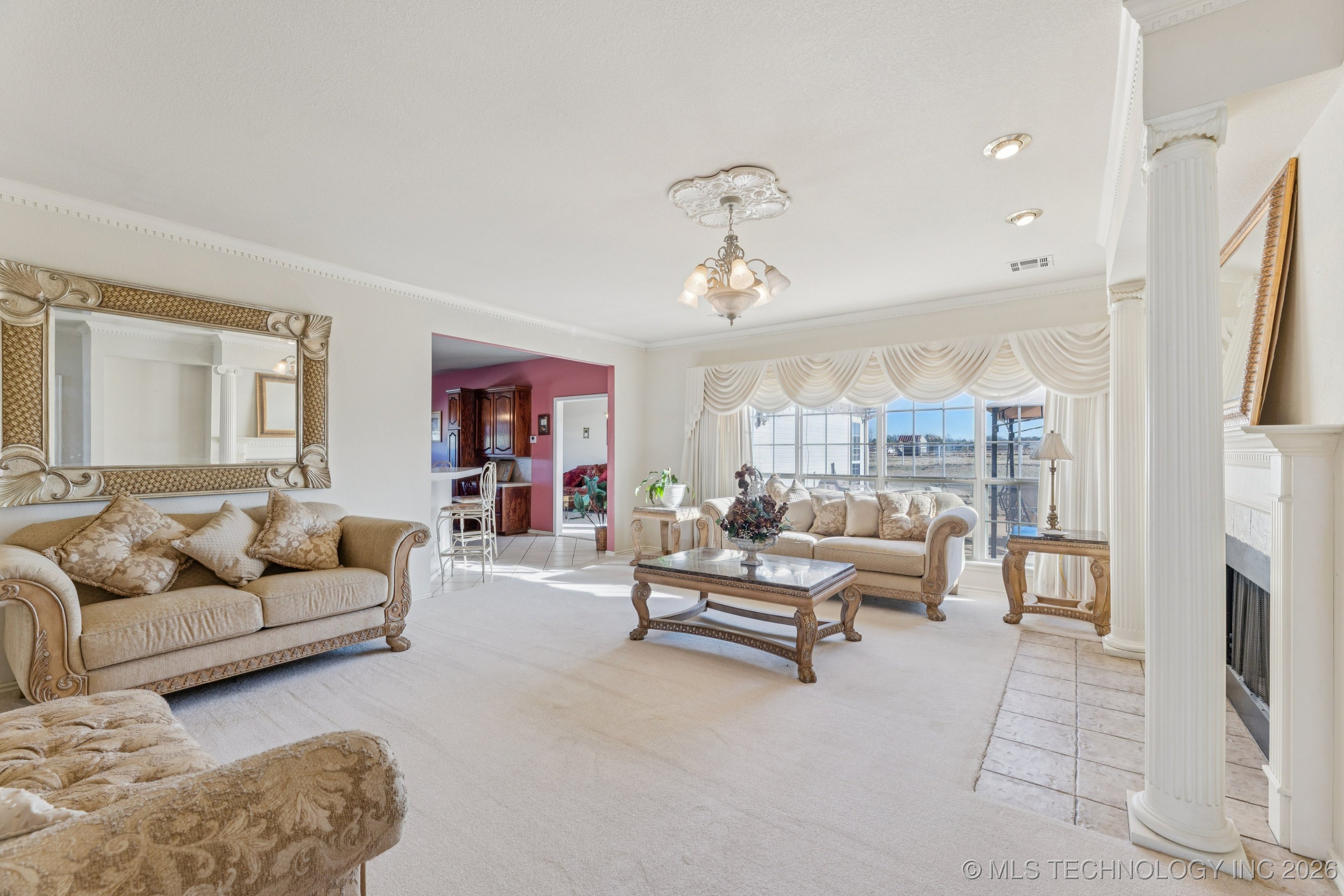 8109 S Winwood Lane Property Photo 4