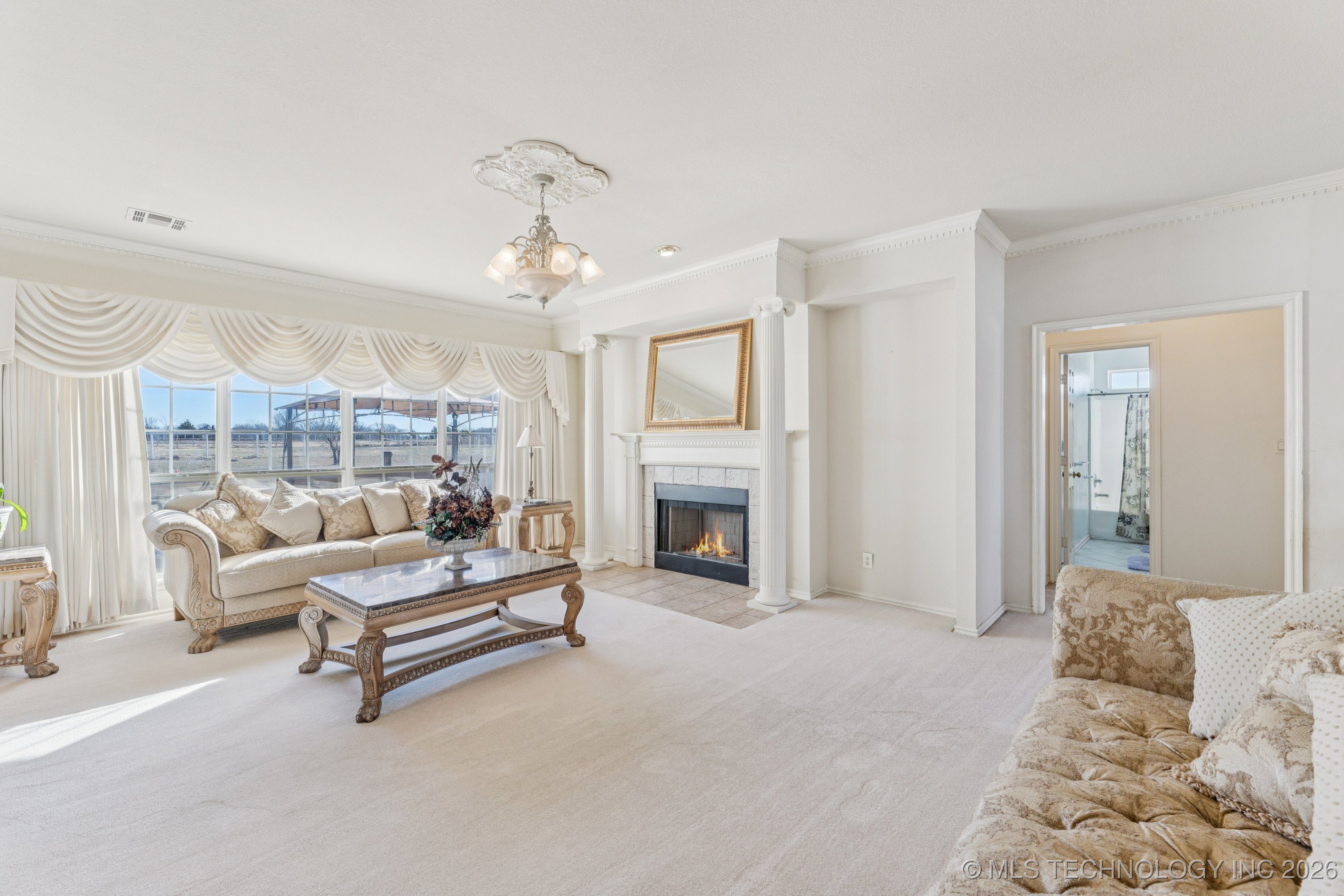 8109 S Winwood Lane Property Photo 5