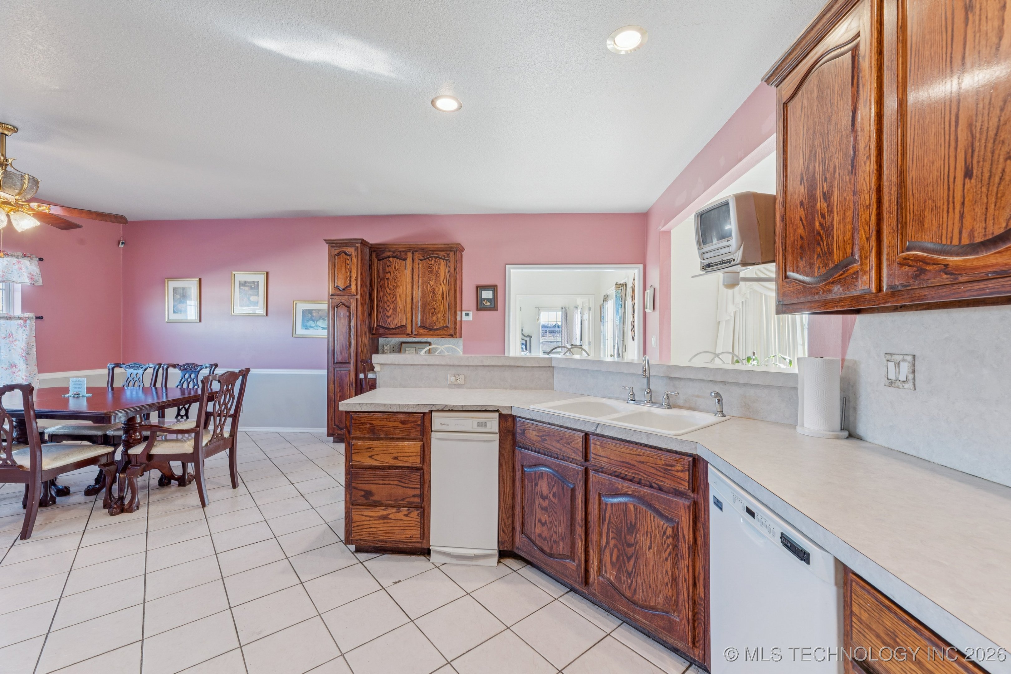 8109 S Winwood Lane Property Photo 11