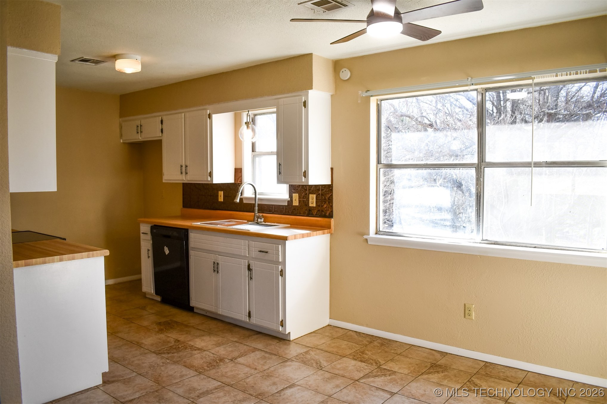 231 S Bk 1600 Property Photo 12