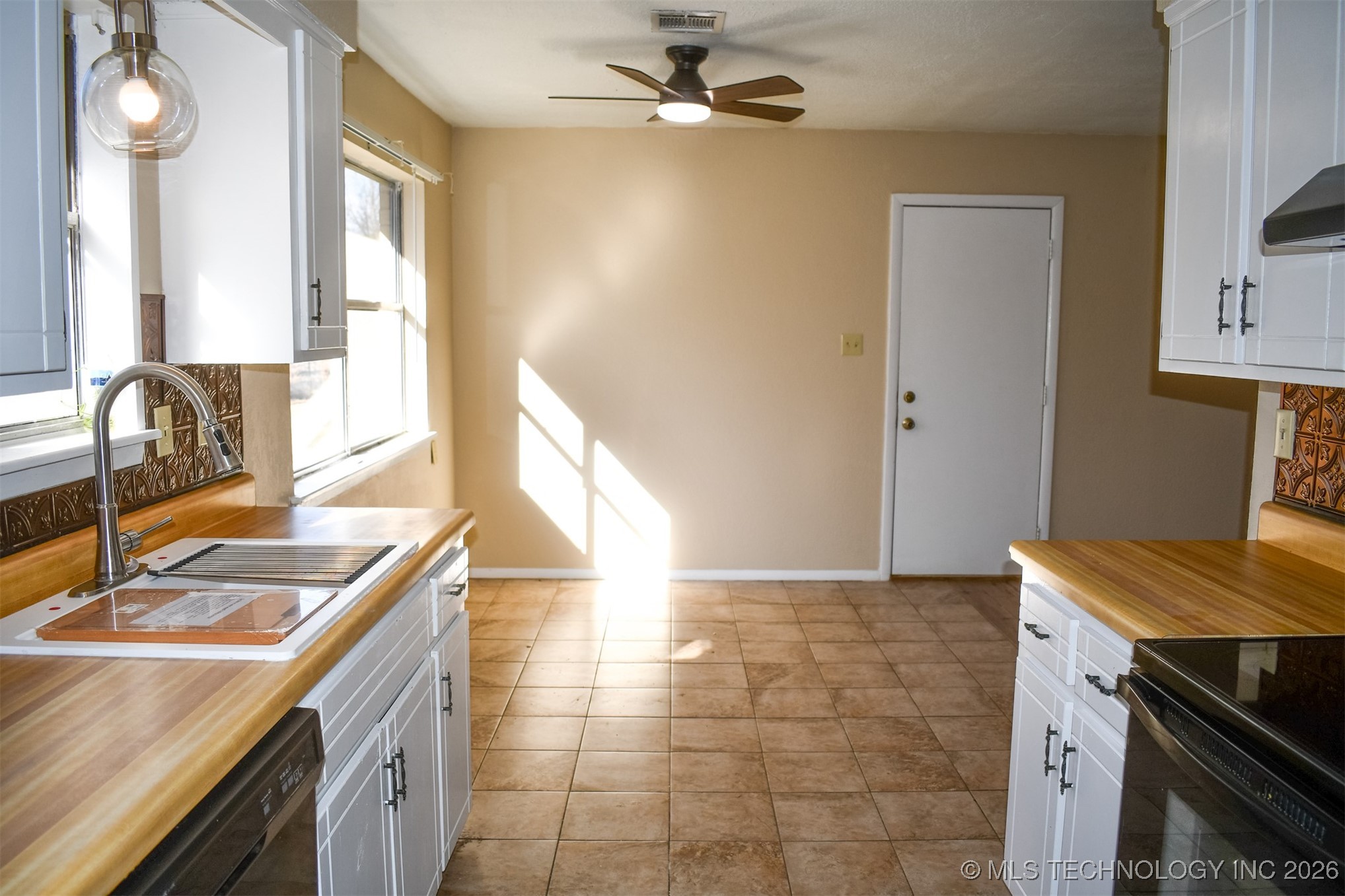 231 S Bk 1600 Property Photo 13