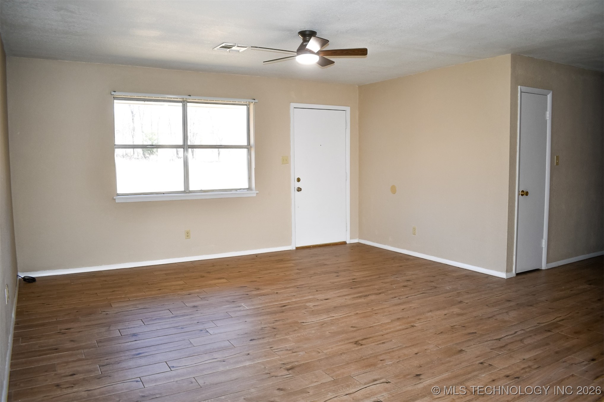 231 S Bk 1600 Property Photo 16