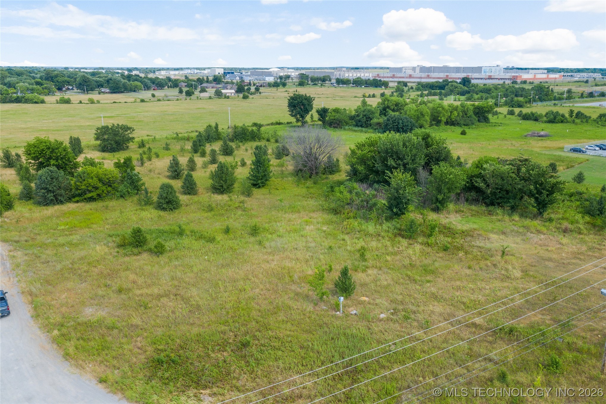 S Mill Street Property Photo 3