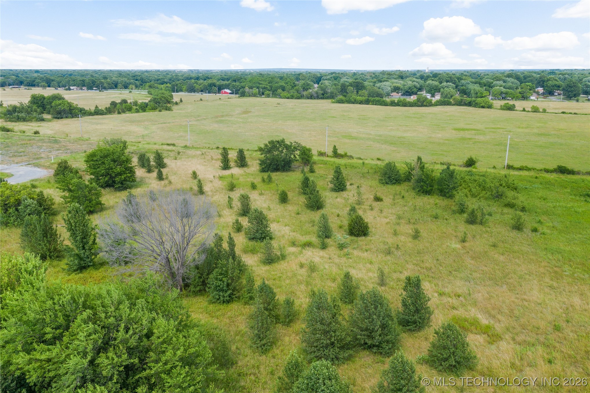 S Mill Street Property Photo 5