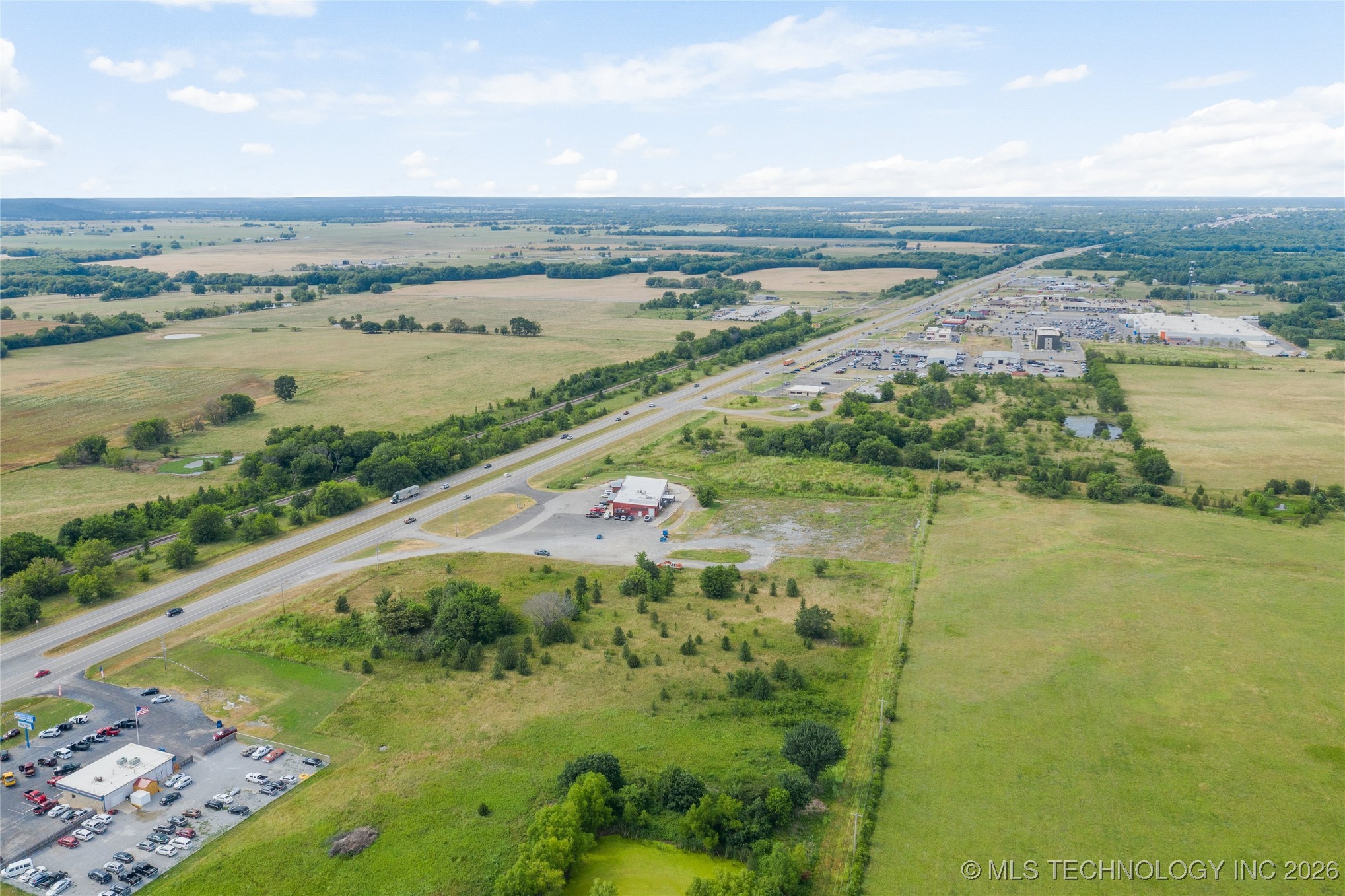 S Mill Street Property Photo 8