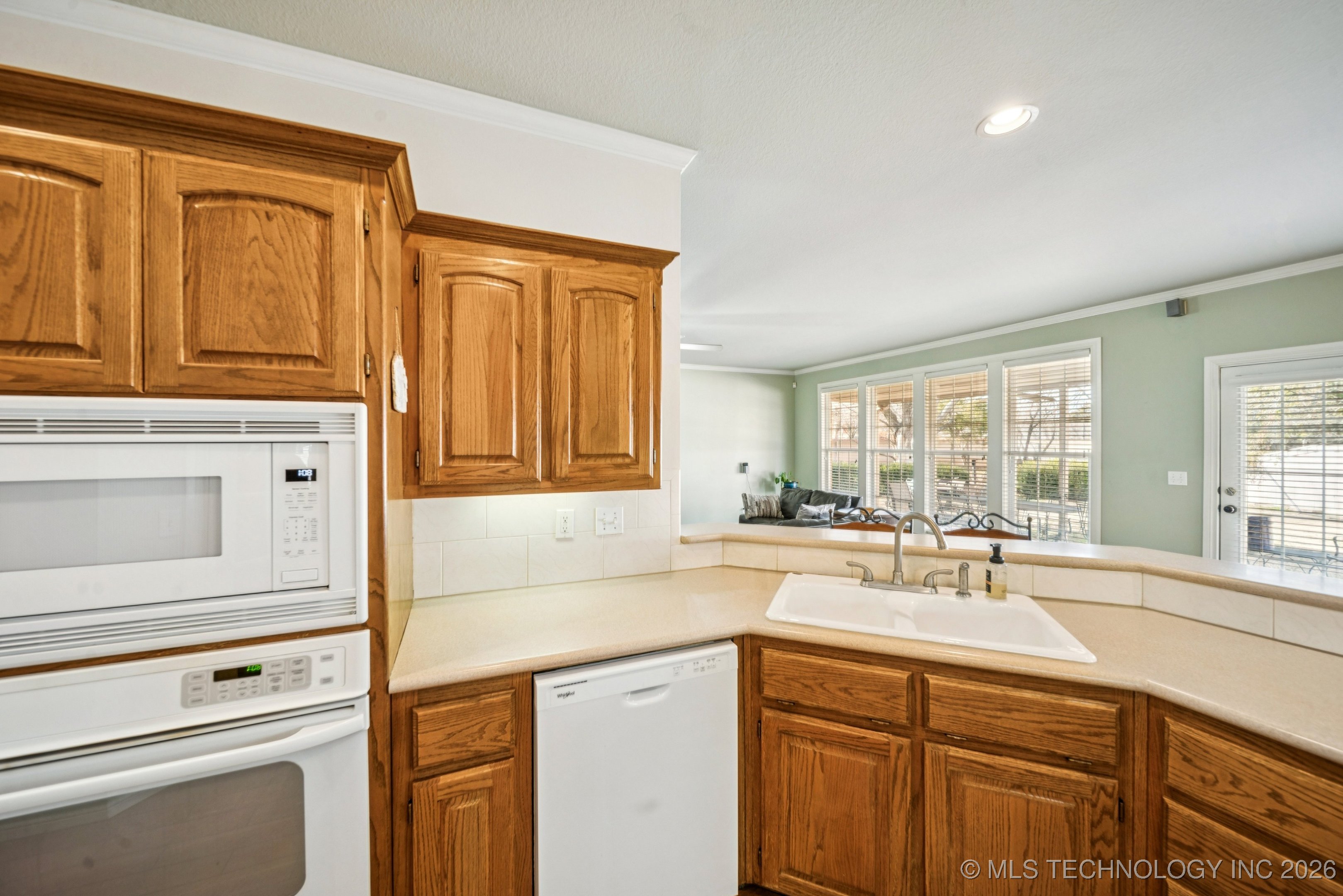 9400 N 138th East Avenue Property Photo 15