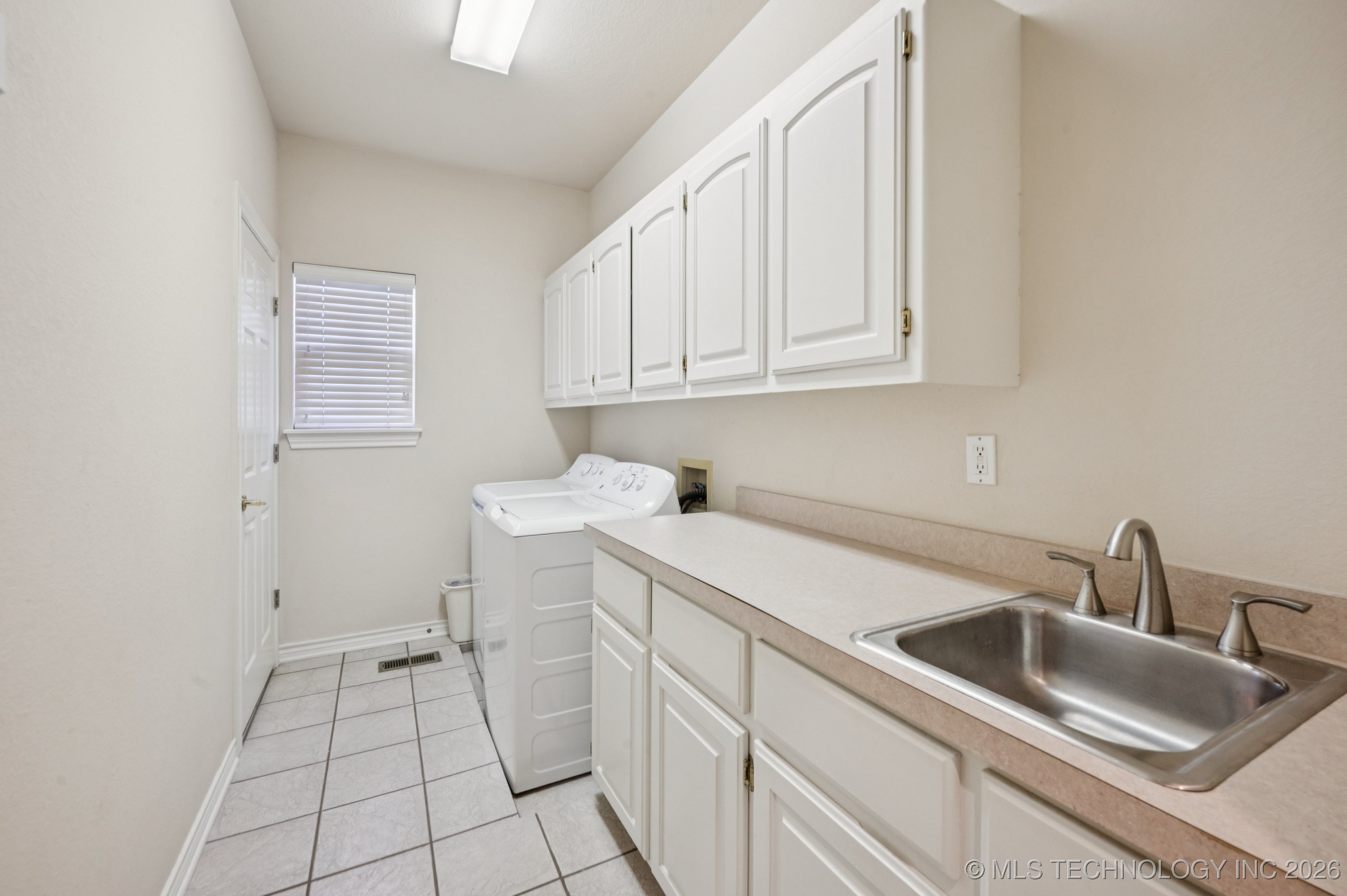 9400 N 138th East Avenue Property Photo 18