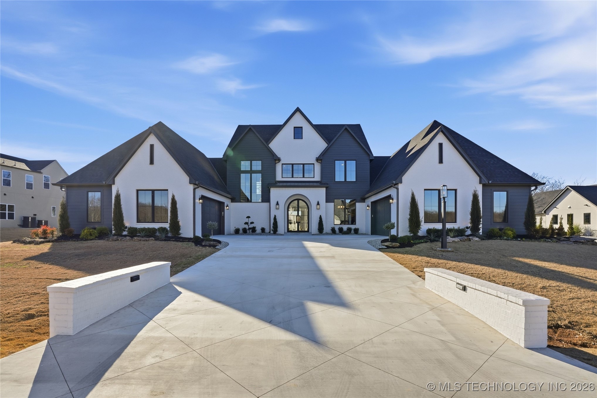 17802 E Patriot Drive Property Photo 5