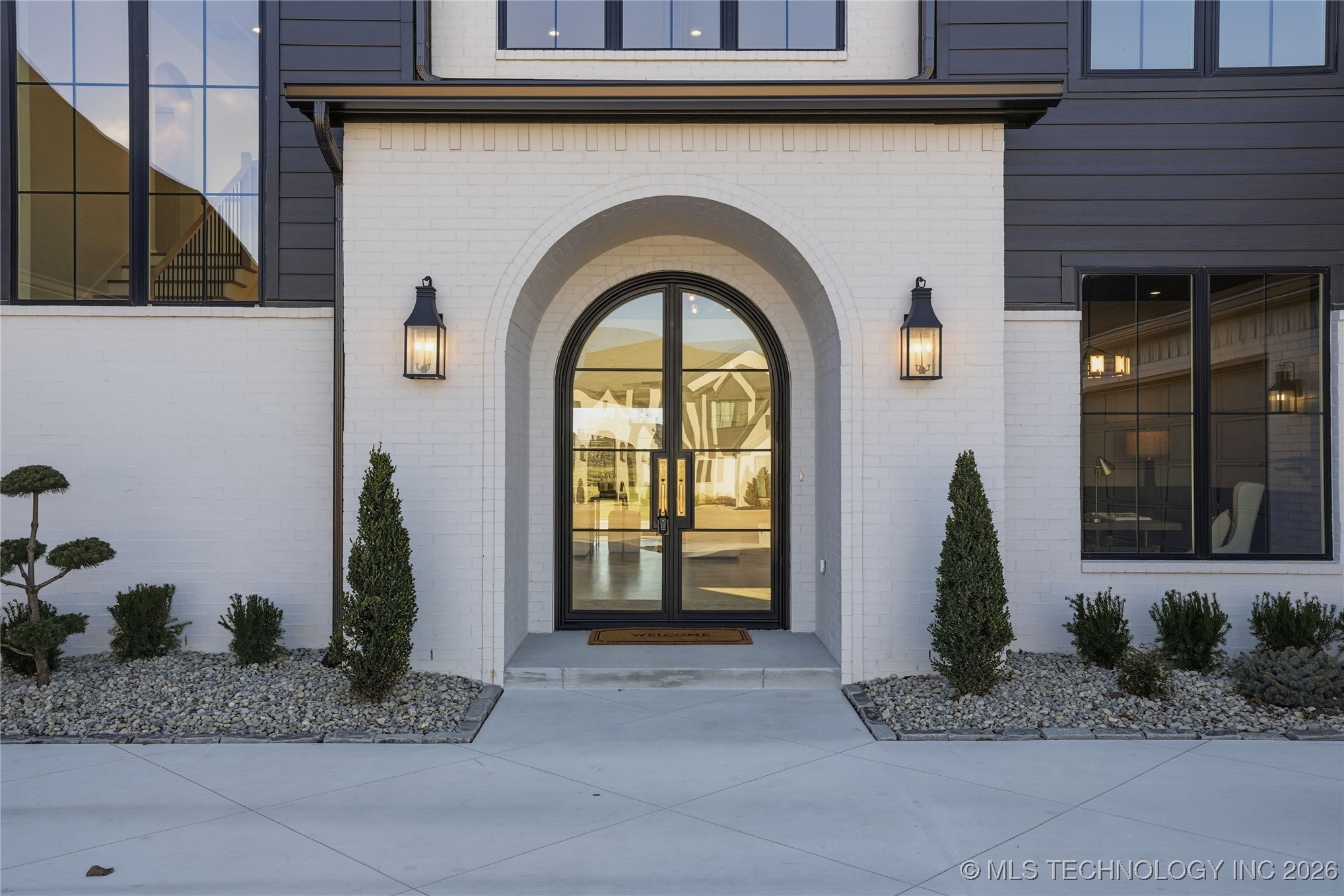 17802 E Patriot Drive Property Photo 8