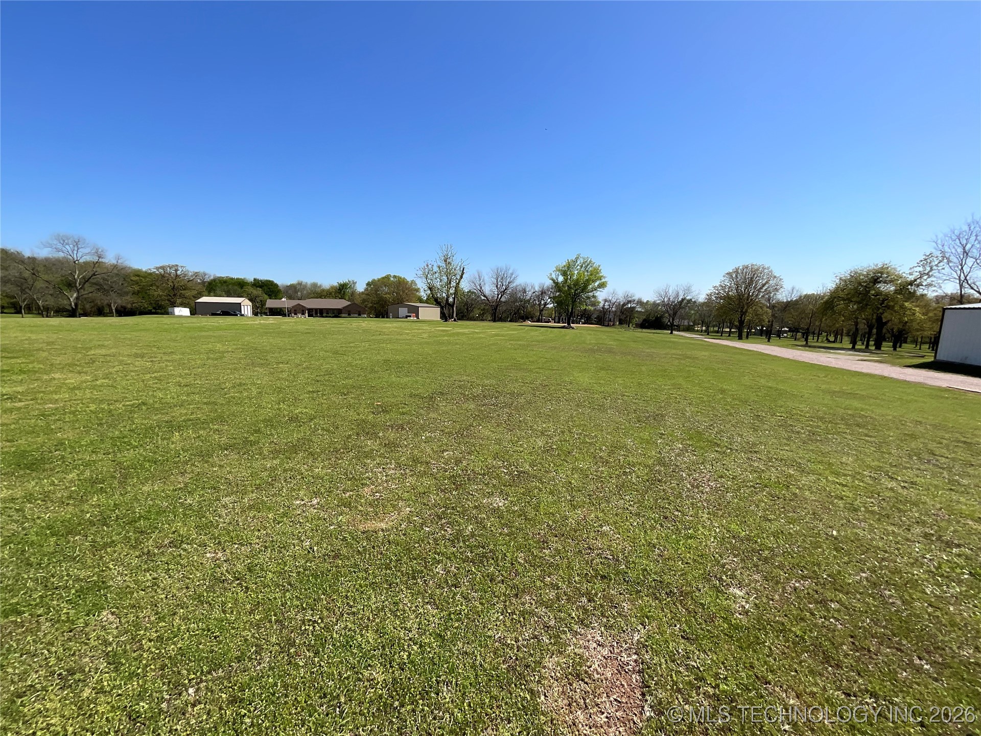 4892 Jaco Lane Property Photo 4