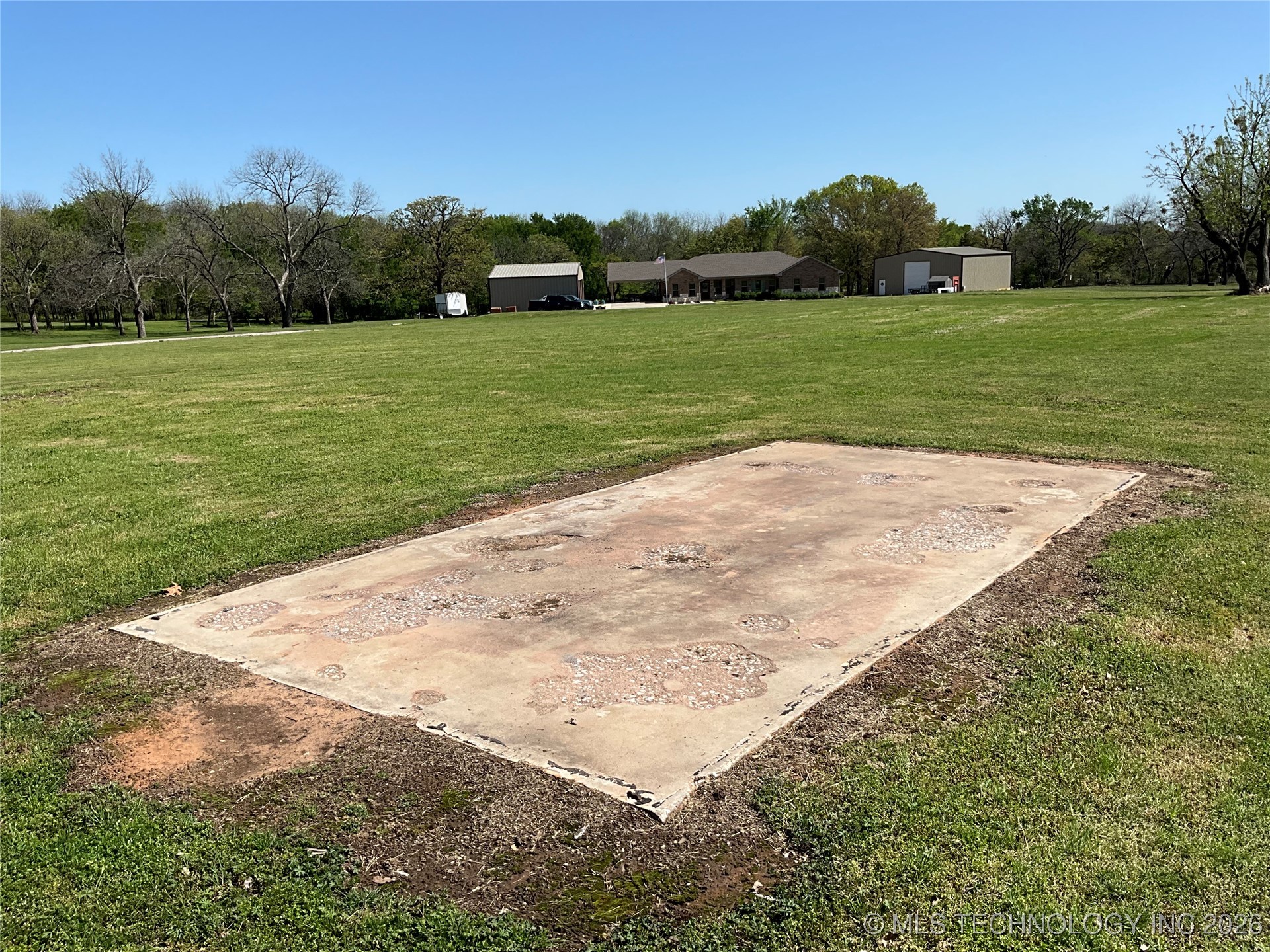 4892 Jaco Lane Property Photo 6