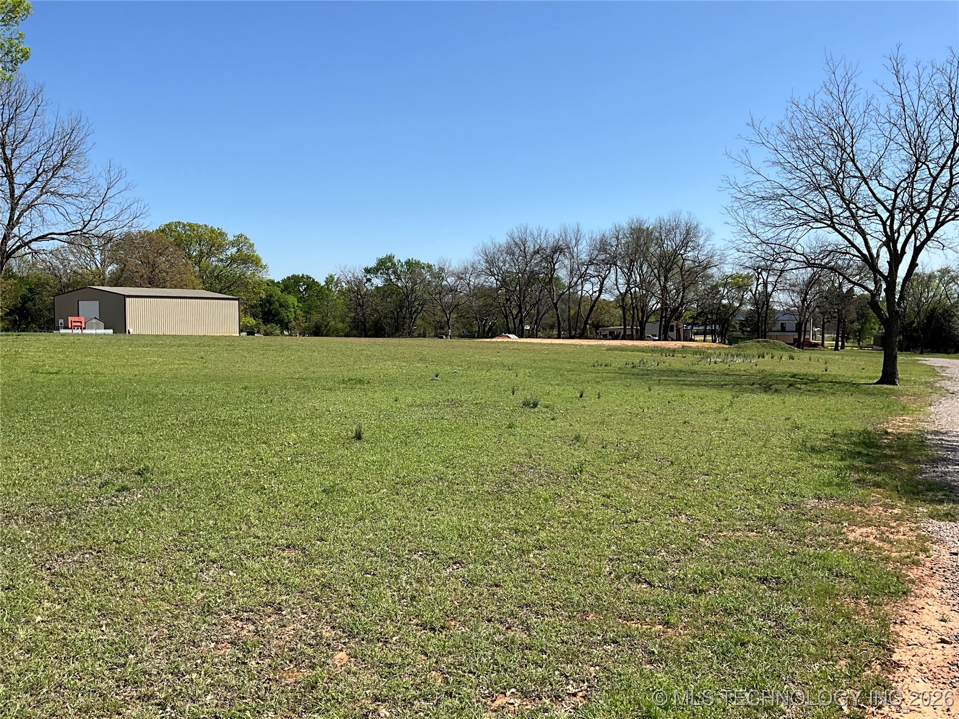 4892 Jaco Lane Property Photo 7