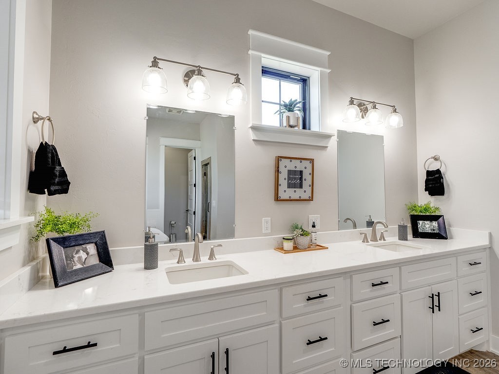 24008 County Road 3520 Property Photo 49