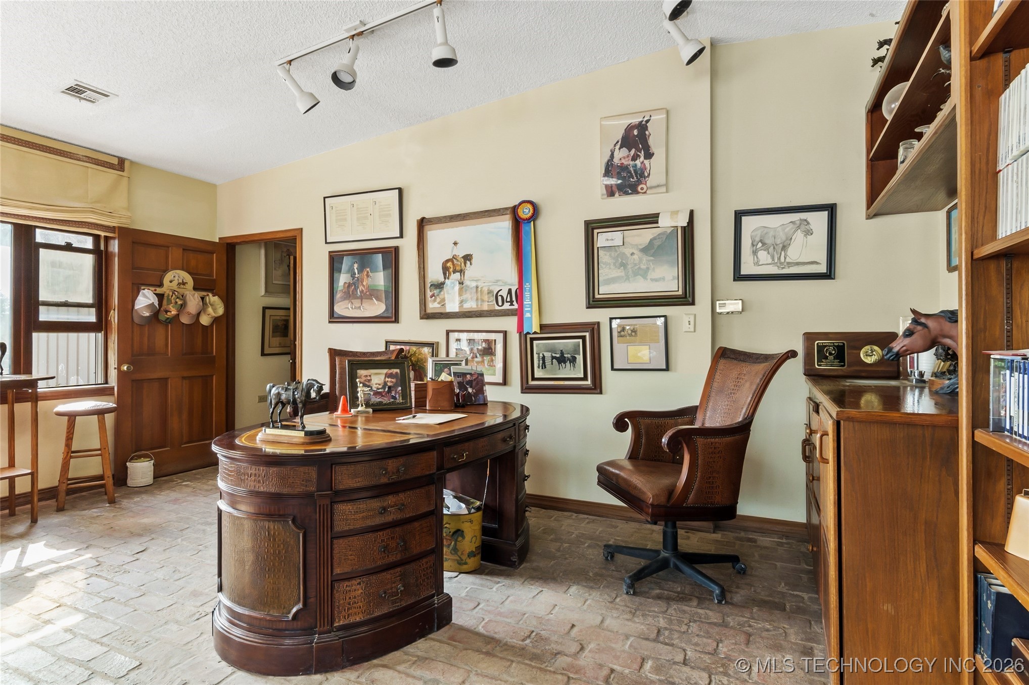 55613 E 260 Road Property Photo 14