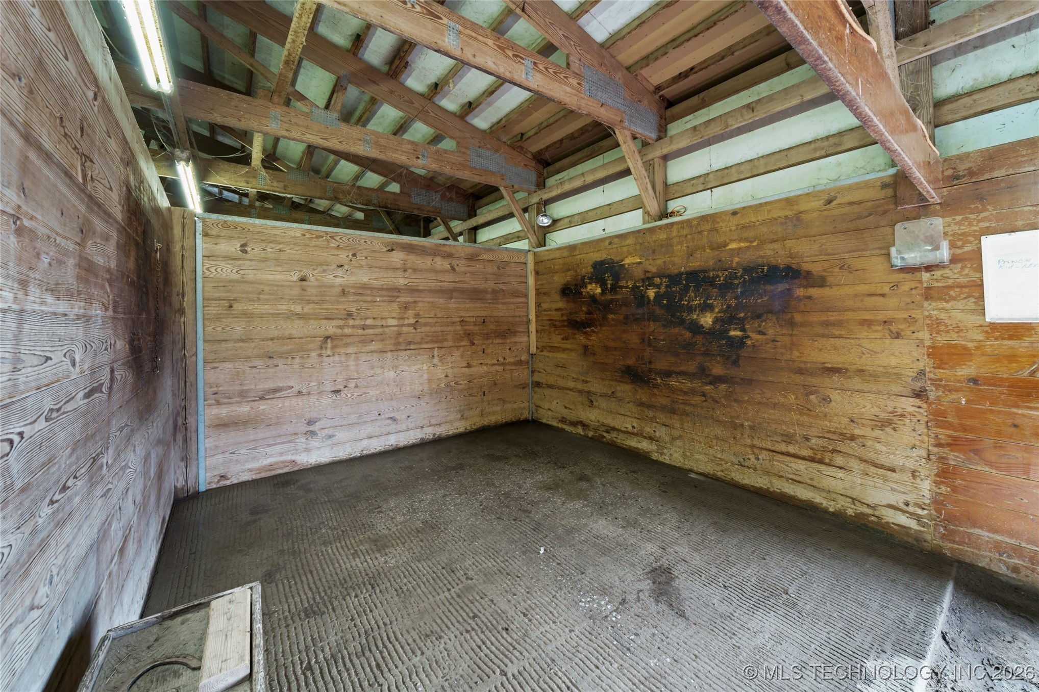 55613 E 260 Road Property Photo 17