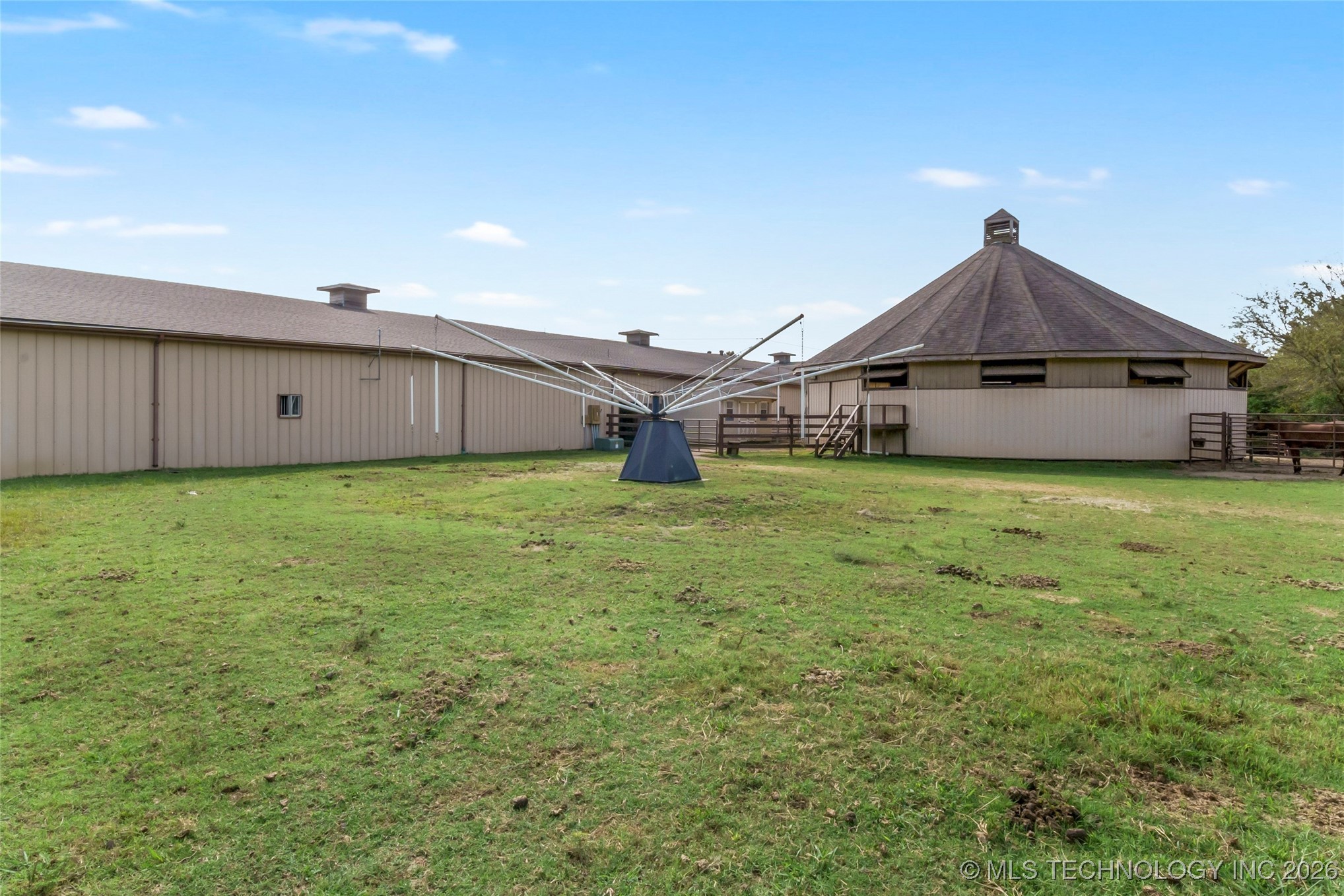 55613 E 260 Road Property Photo 37