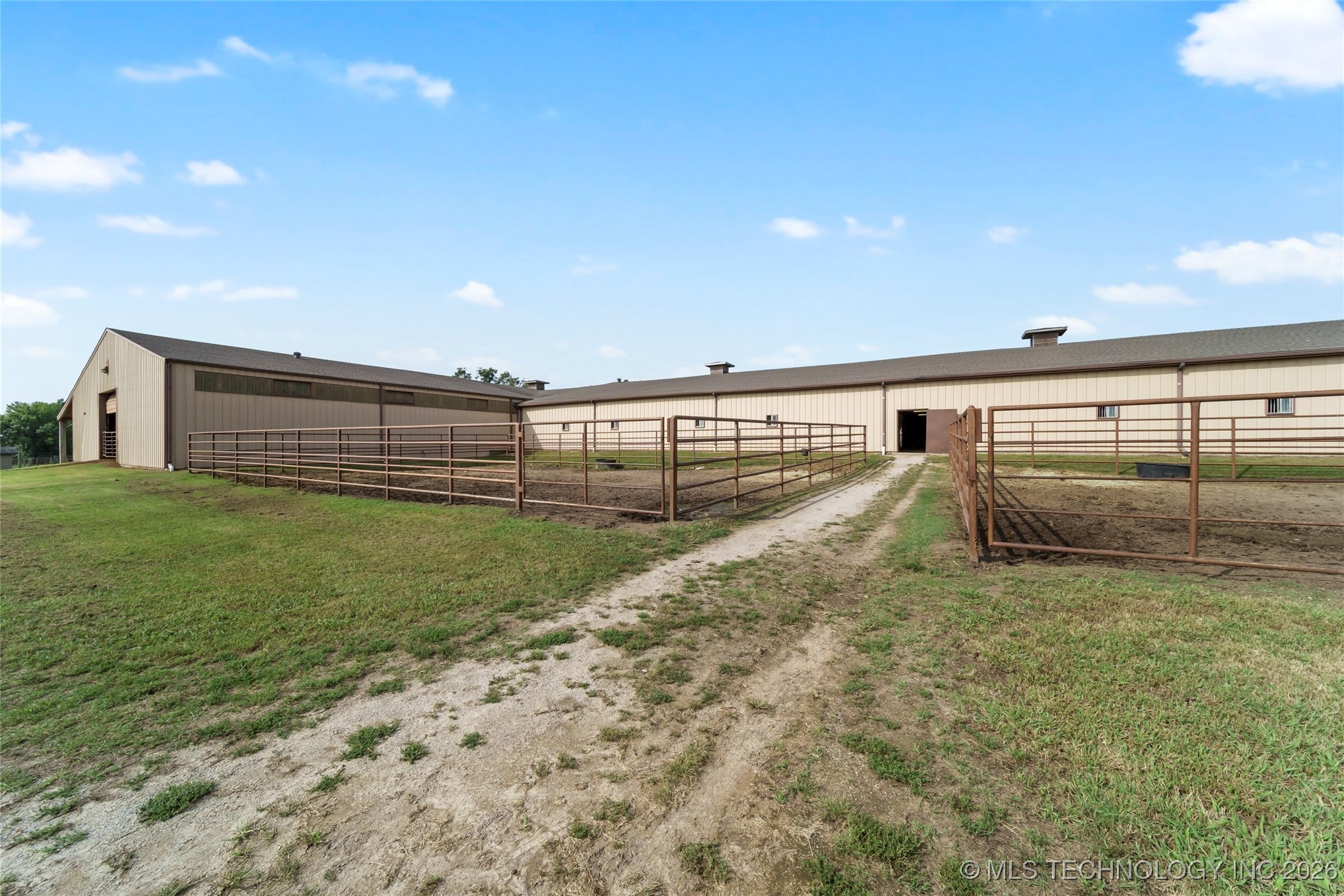 55613 E 260 Road Property Photo 42