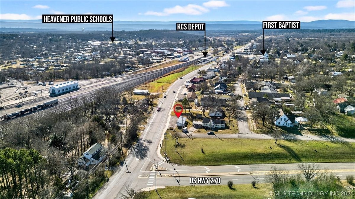 100 W 1st Property Photo 16