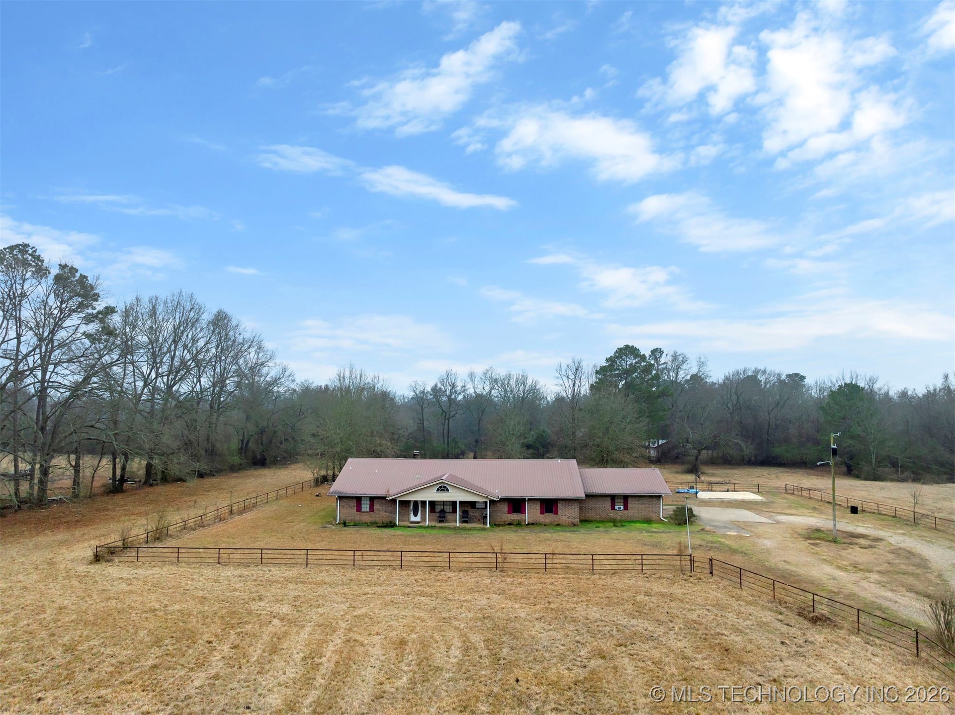 273 Main Street Property Photo 2