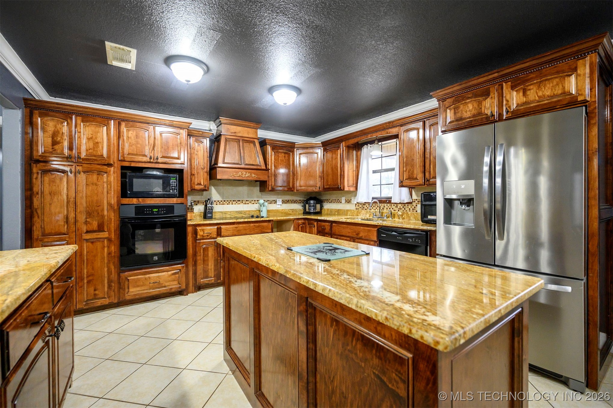 273 Main Street Property Photo 15