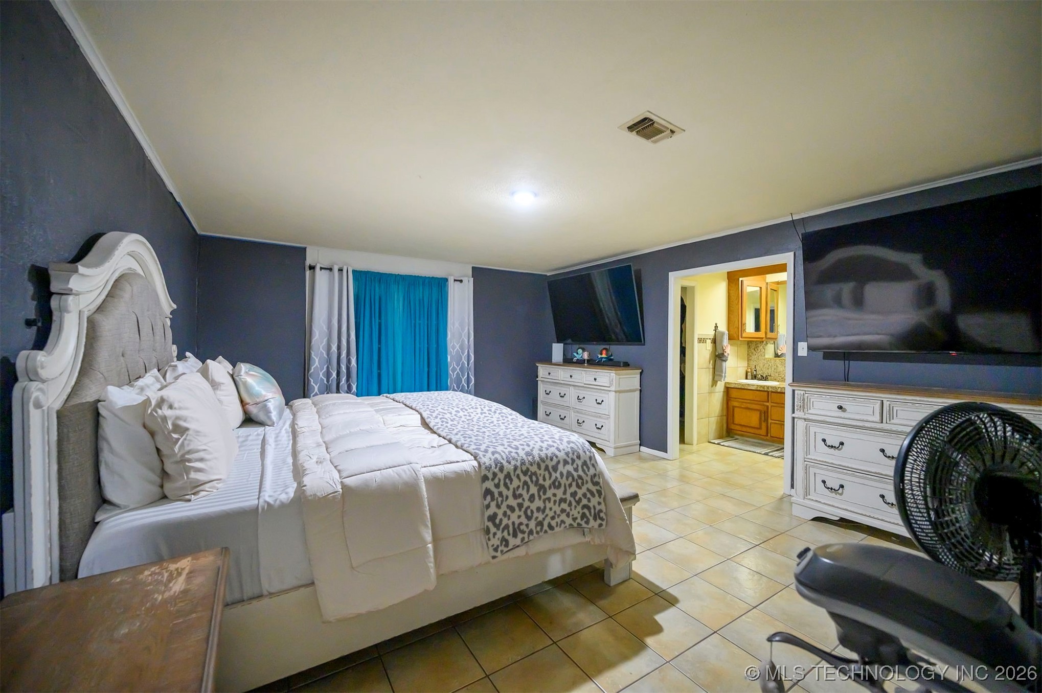 273 Main Street Property Photo 22