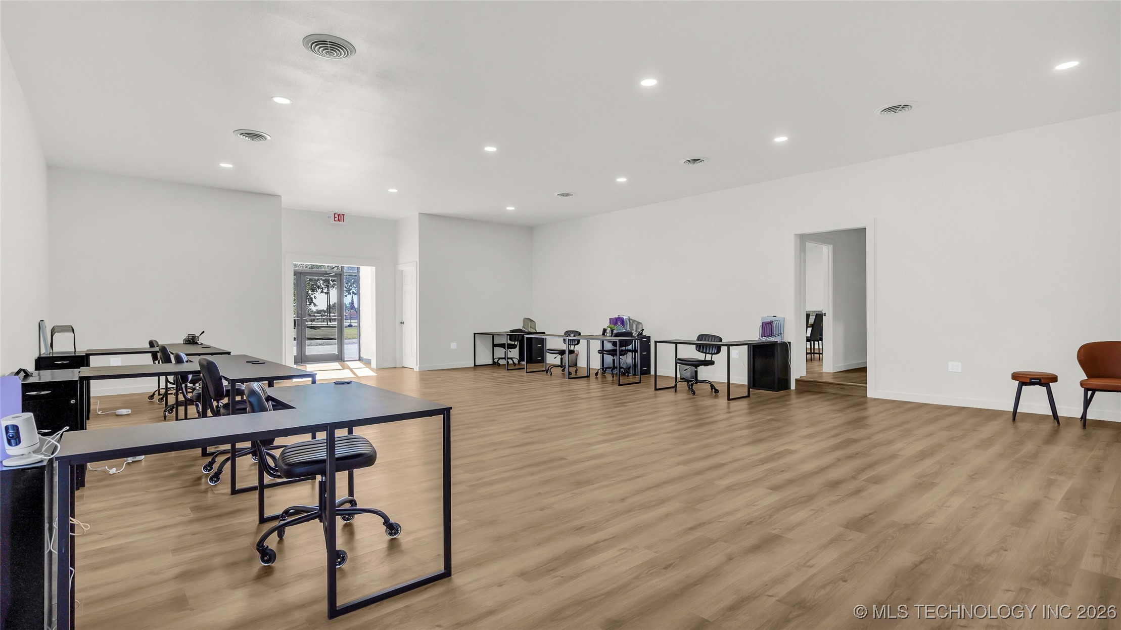 120 Birch Property Photo 6