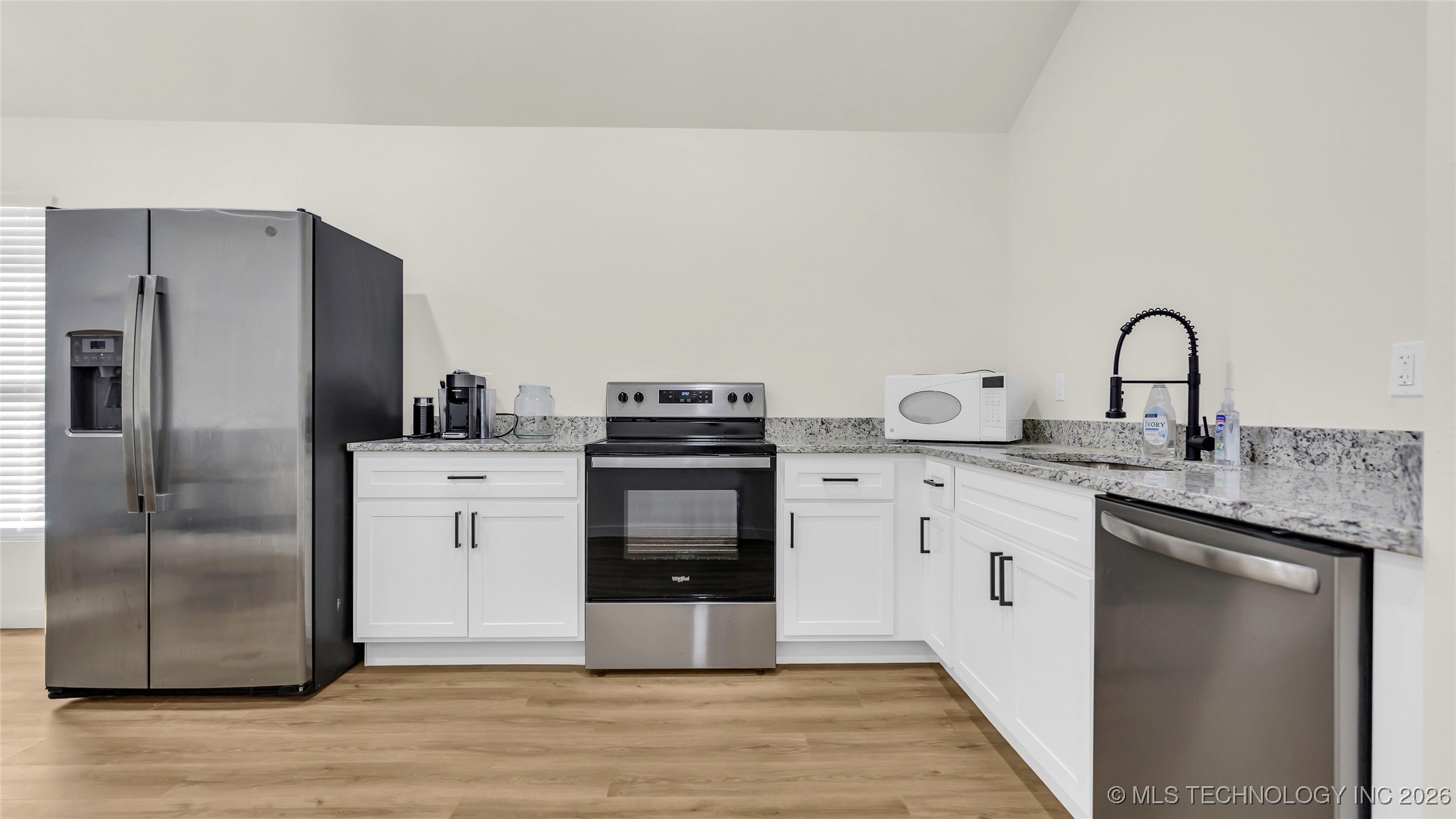 120 Birch Property Photo 10