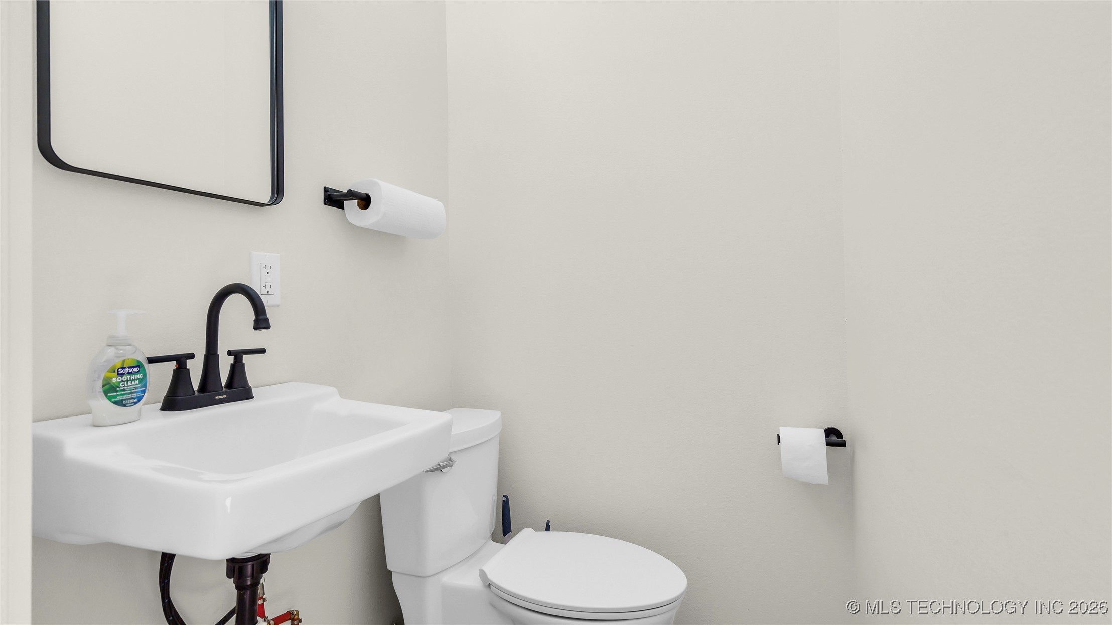 120 Birch Property Photo 23