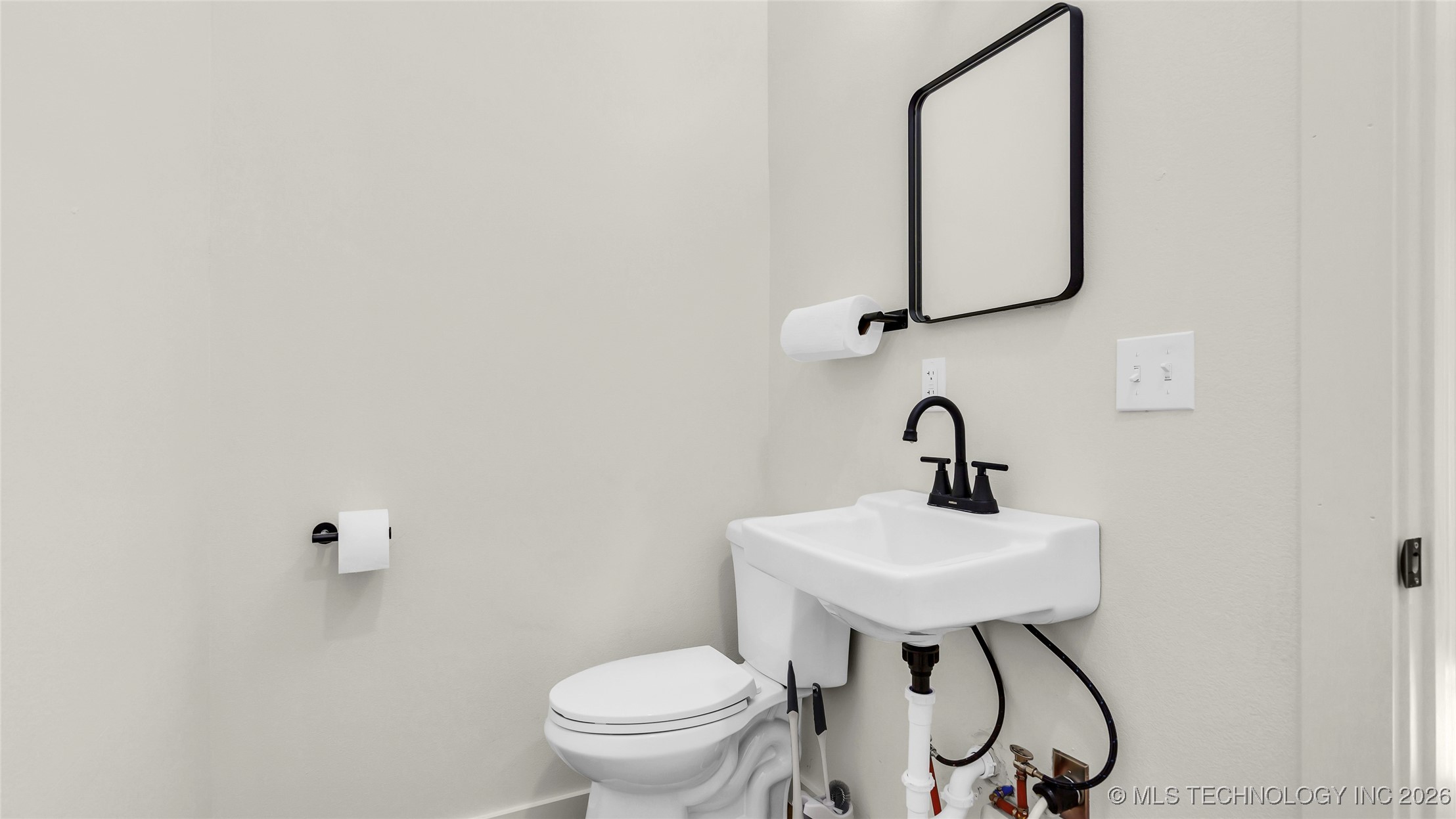 120 Birch Property Photo 24