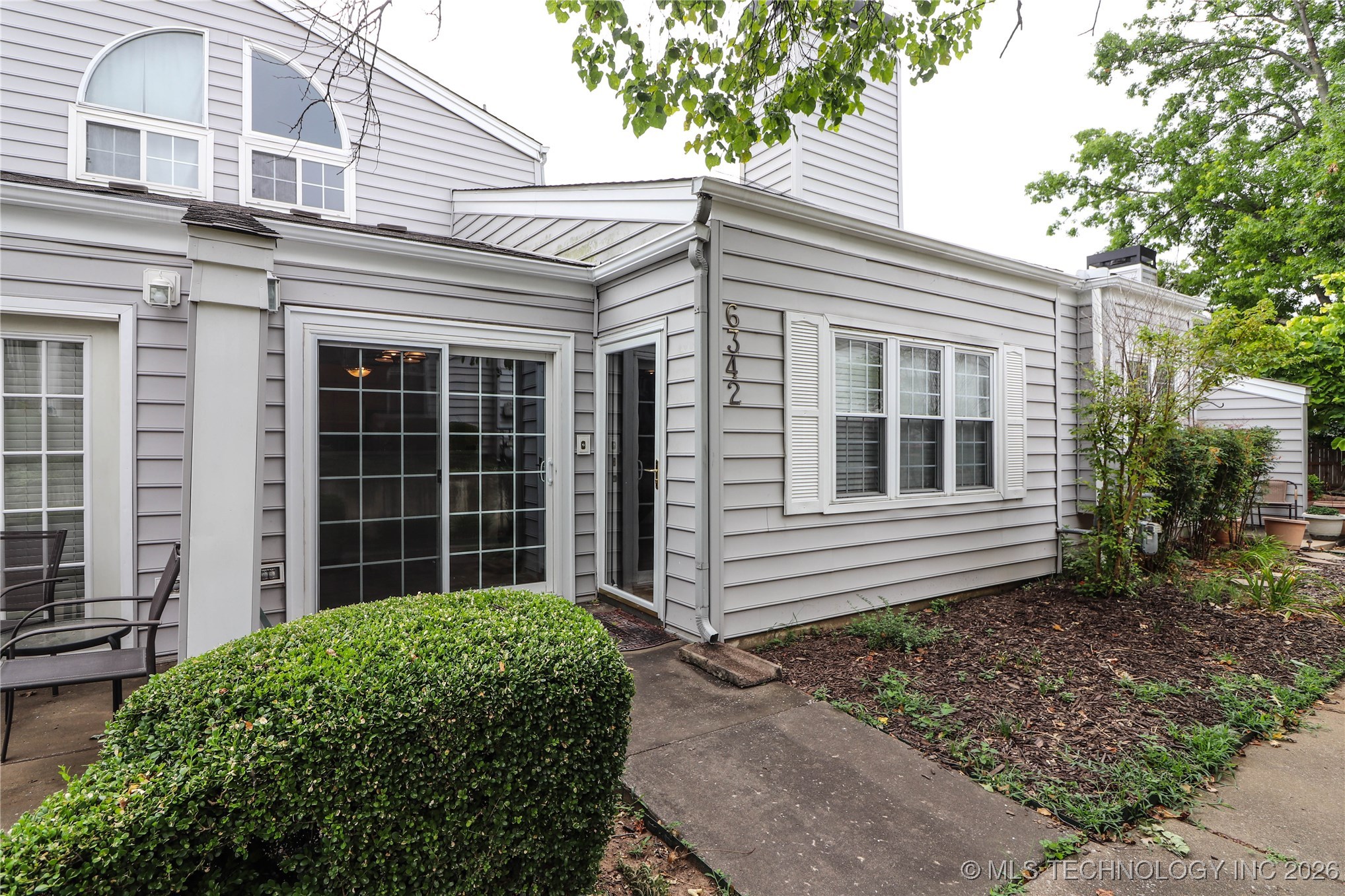 6342 E 89th Place 903 Property Photo 1