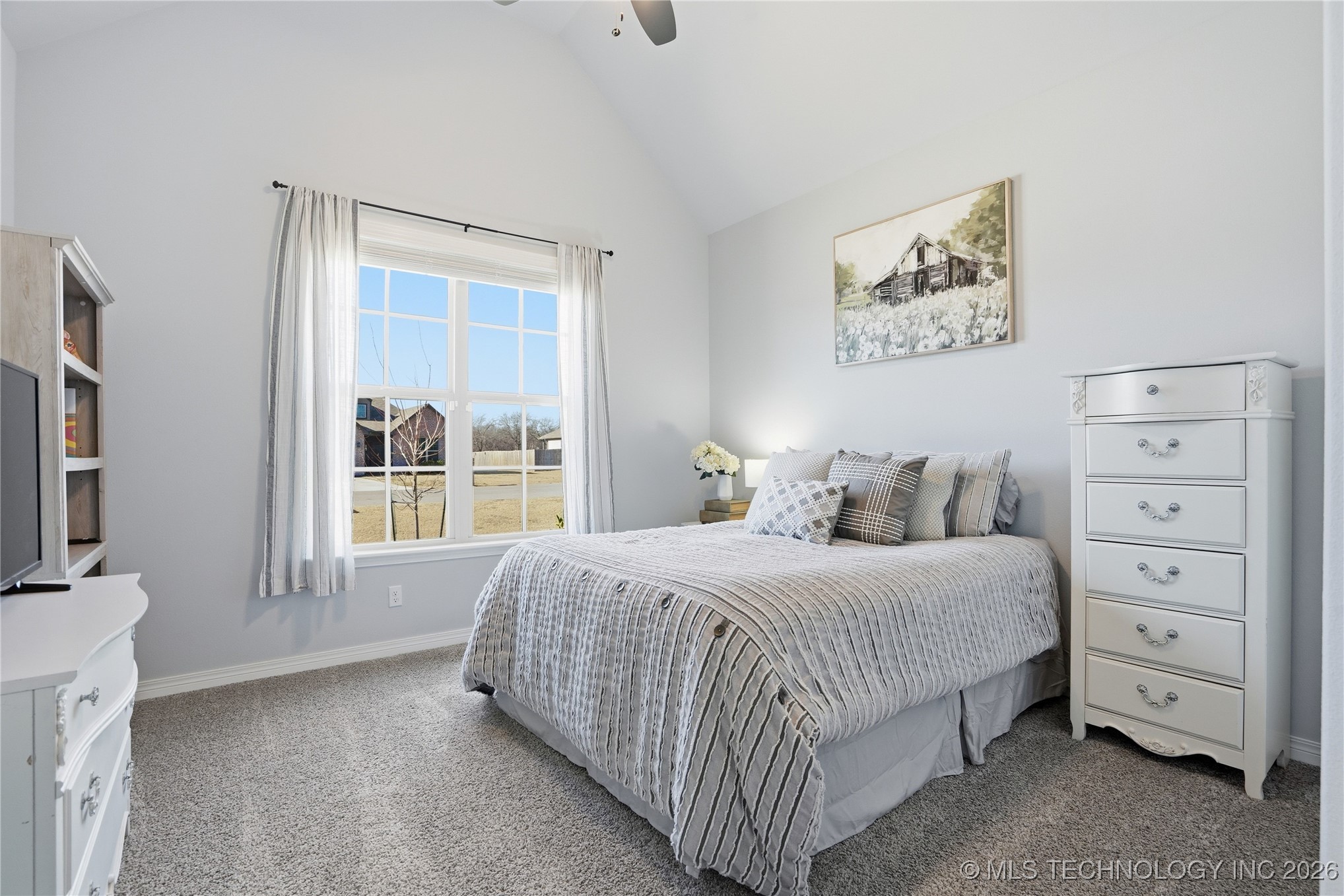 189 N Castle Street Property Photo 18